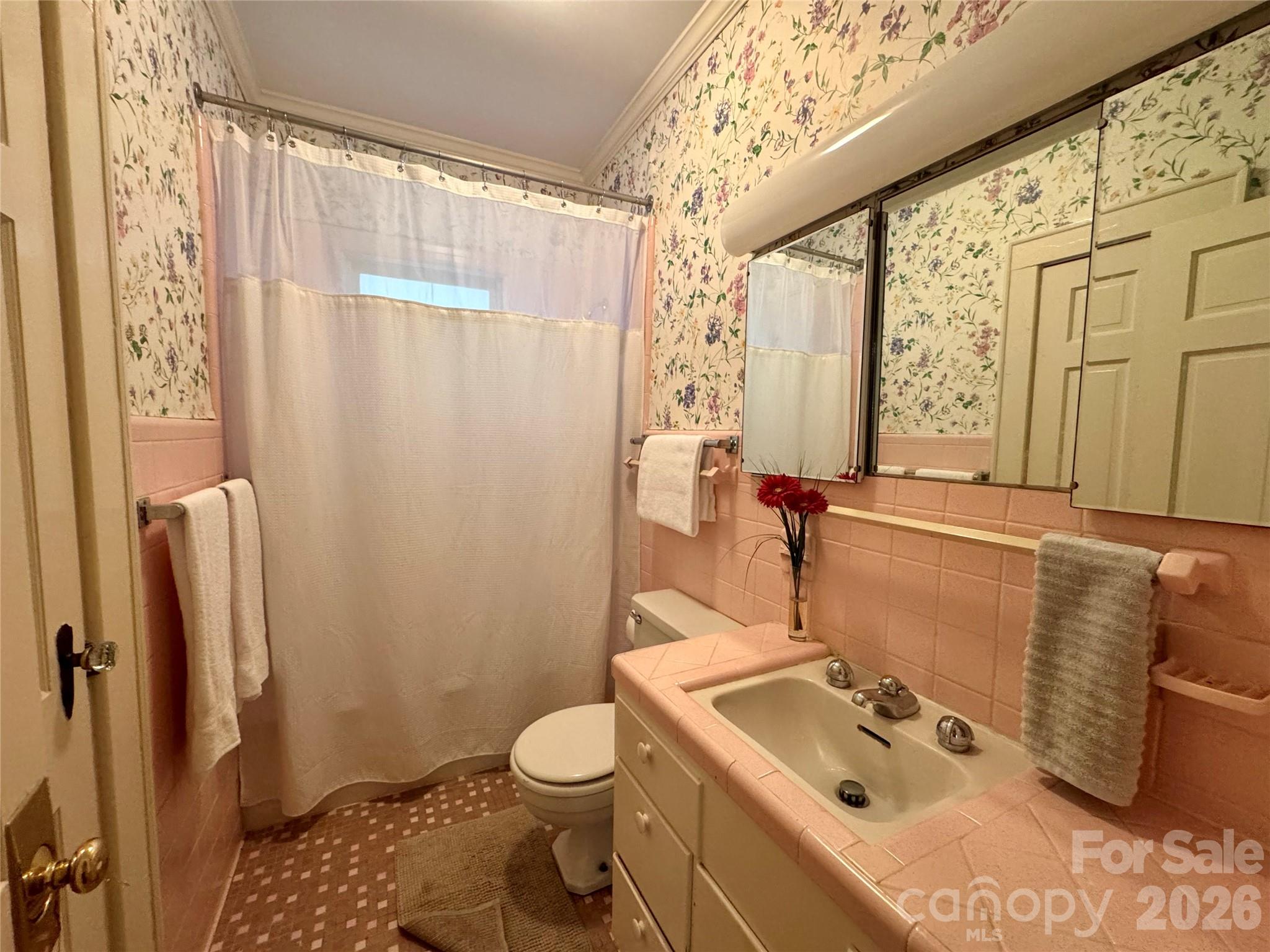 135 Eastover Drive Property Photo 17