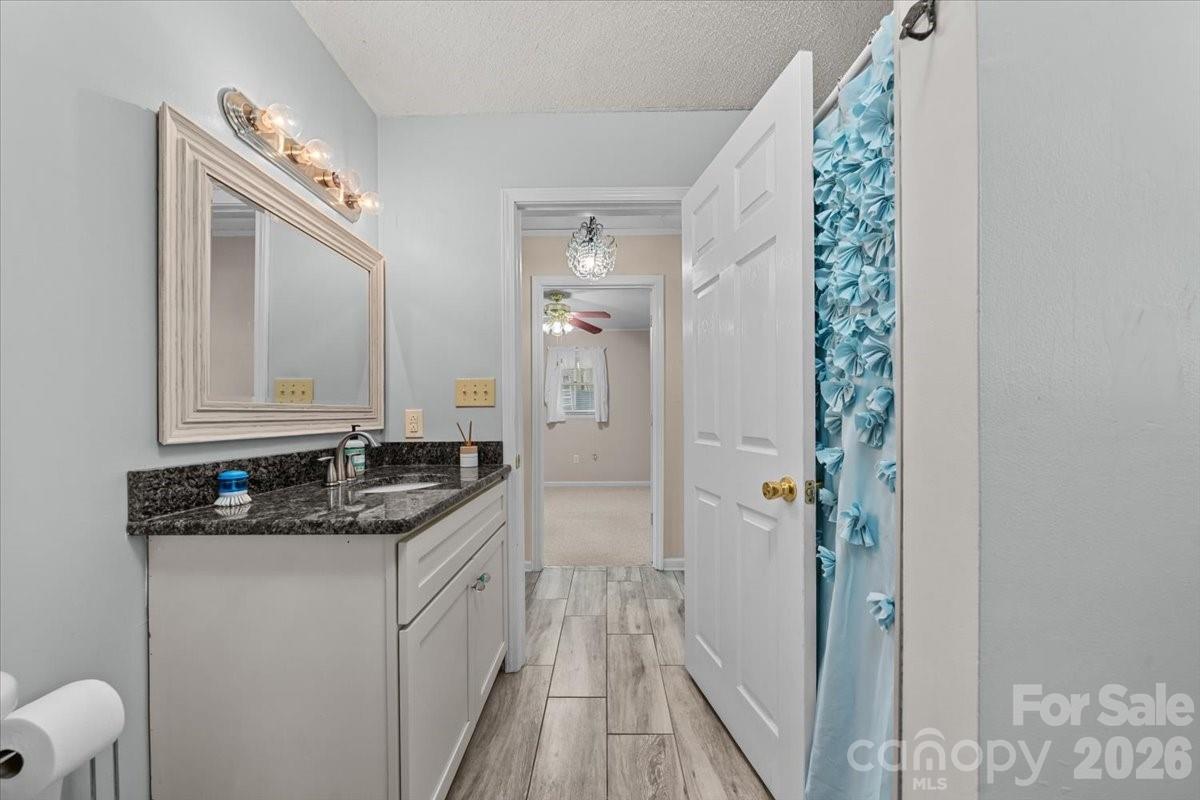 330 Hillview Drive Property Photo 26