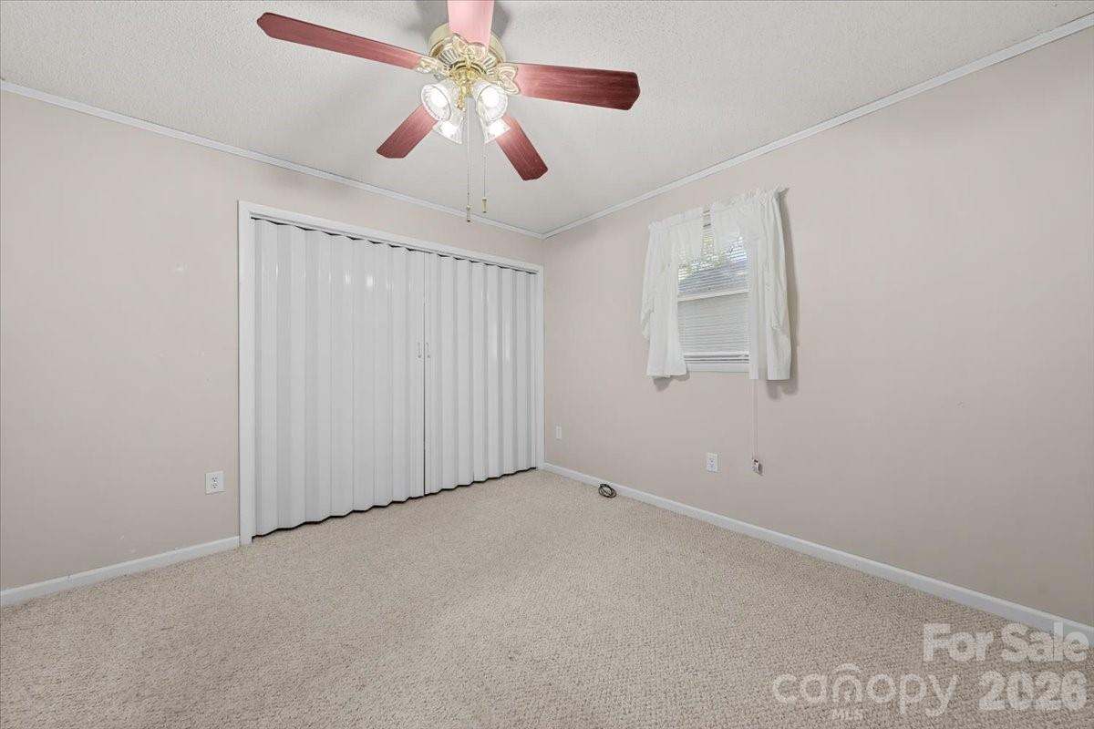 330 Hillview Drive Property Photo 27
