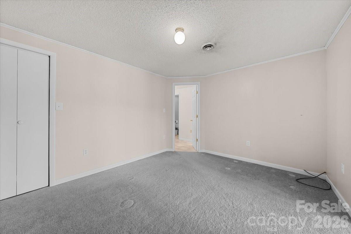 330 Hillview Drive Property Photo 34