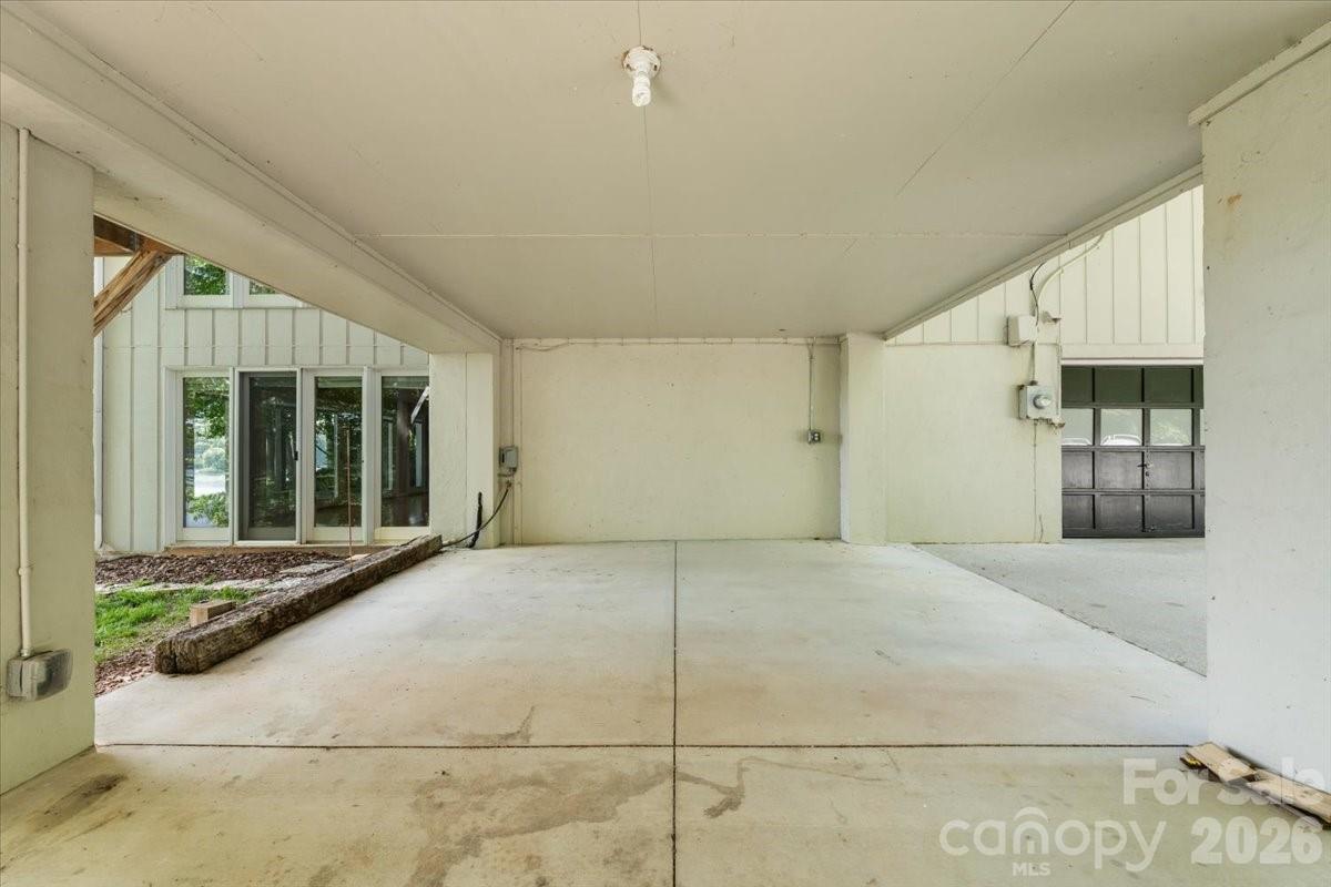 330 Hillview Drive Property Photo 38