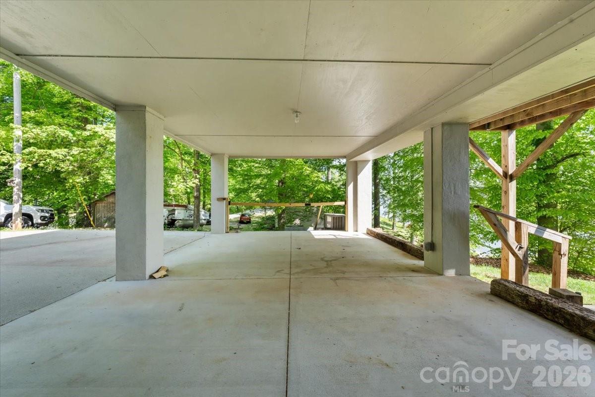 330 Hillview Drive Property Photo 39