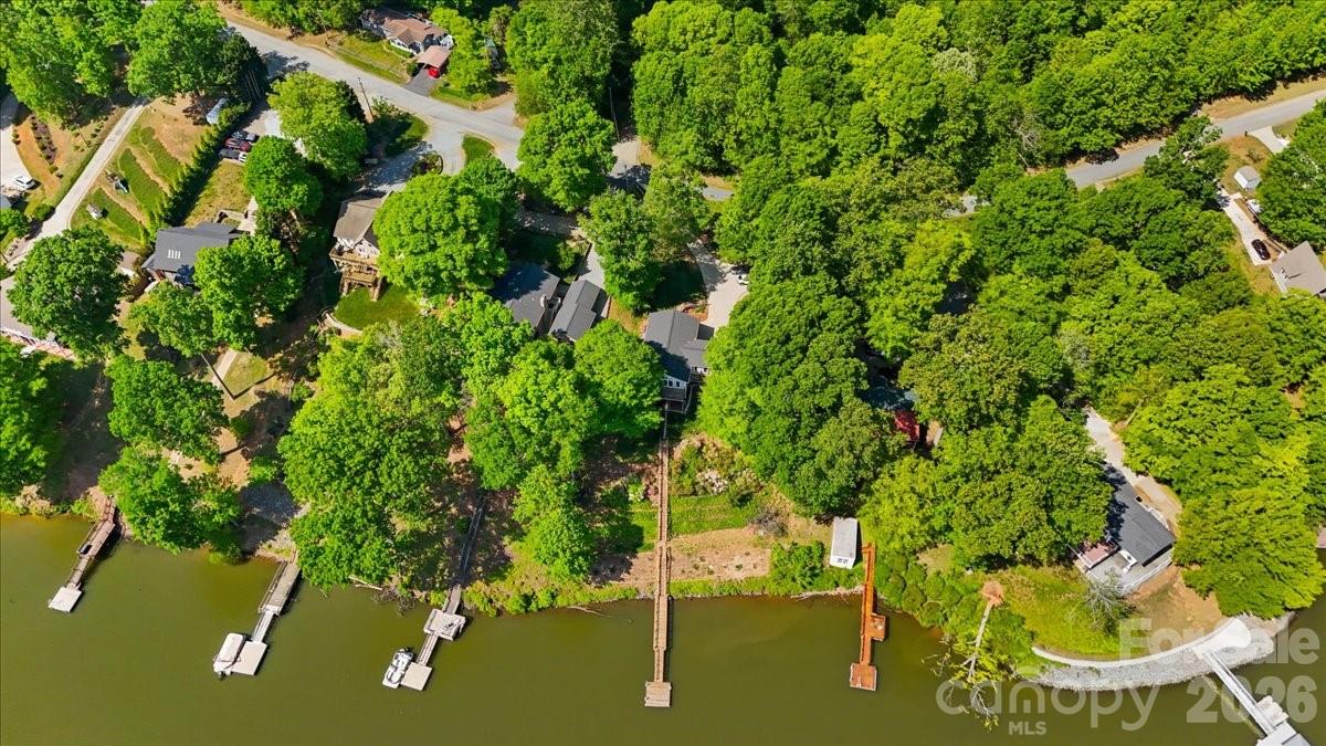 330 Hillview Drive Property Photo 45