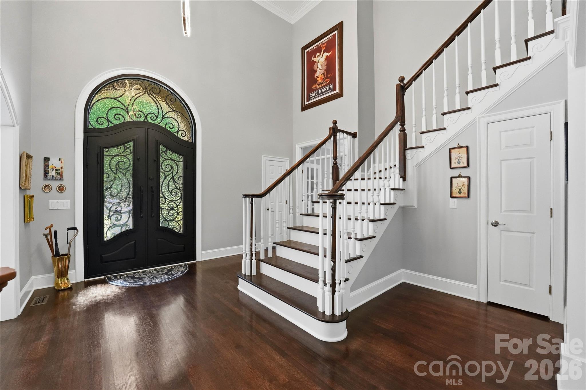 18928 Peninsula Point Drive Property Photo 4