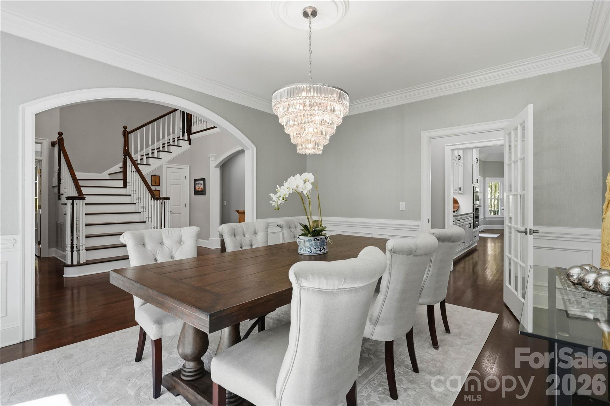 18928 Peninsula Point Drive Property Photo 6