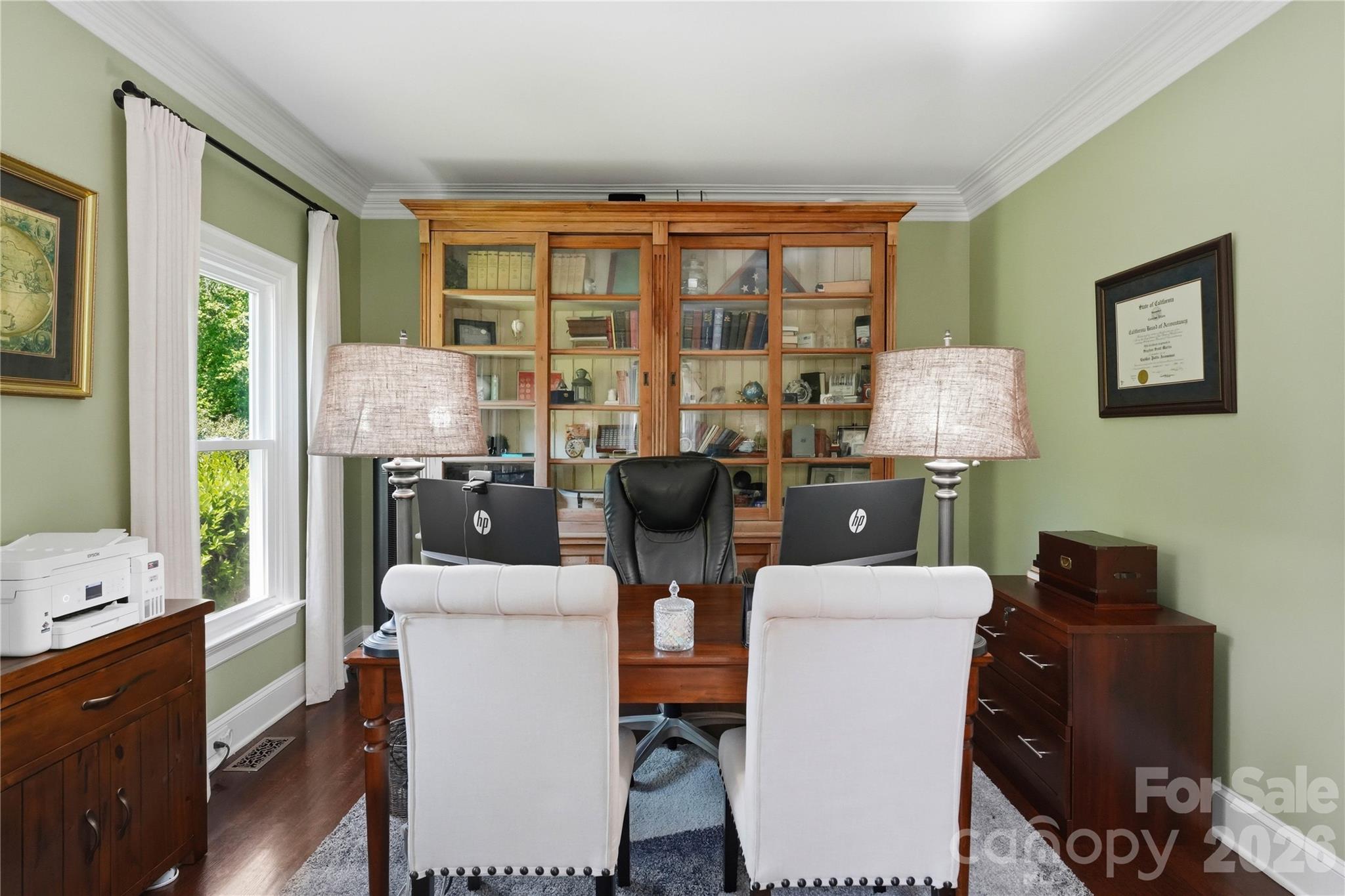18928 Peninsula Point Drive Property Photo 8