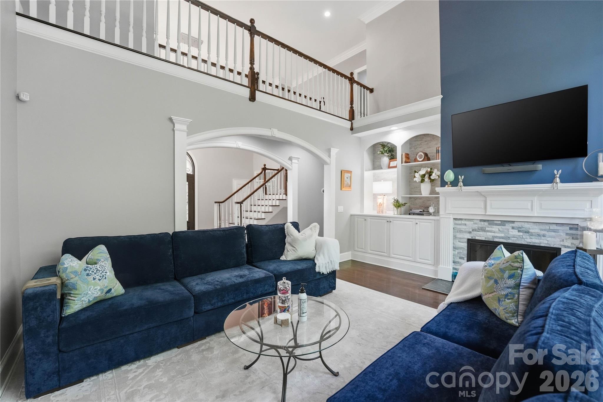 18928 Peninsula Point Drive Property Photo 14