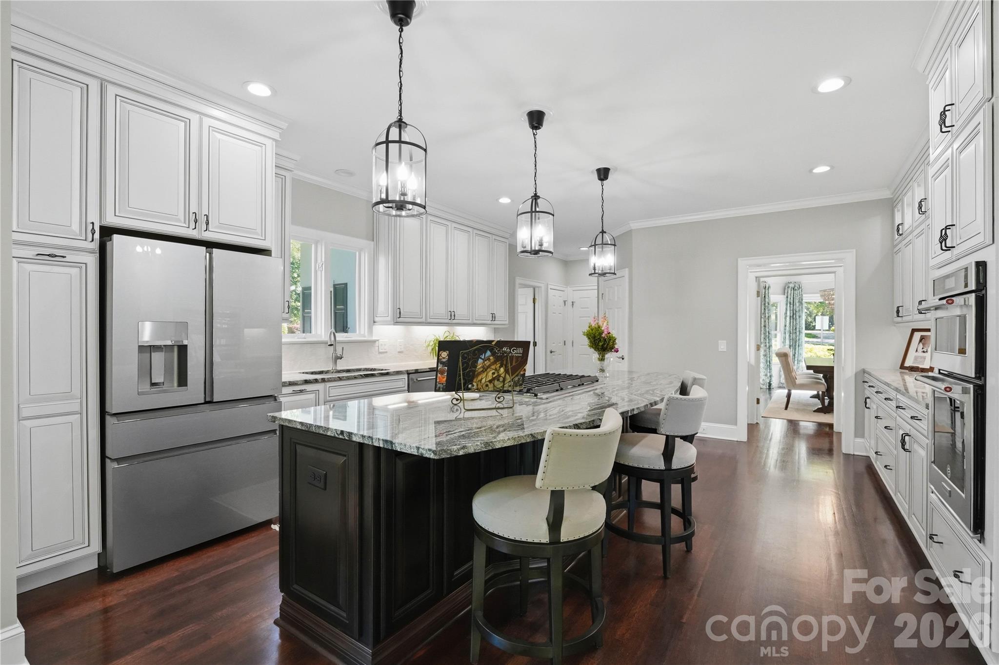 18928 Peninsula Point Drive Property Photo 16