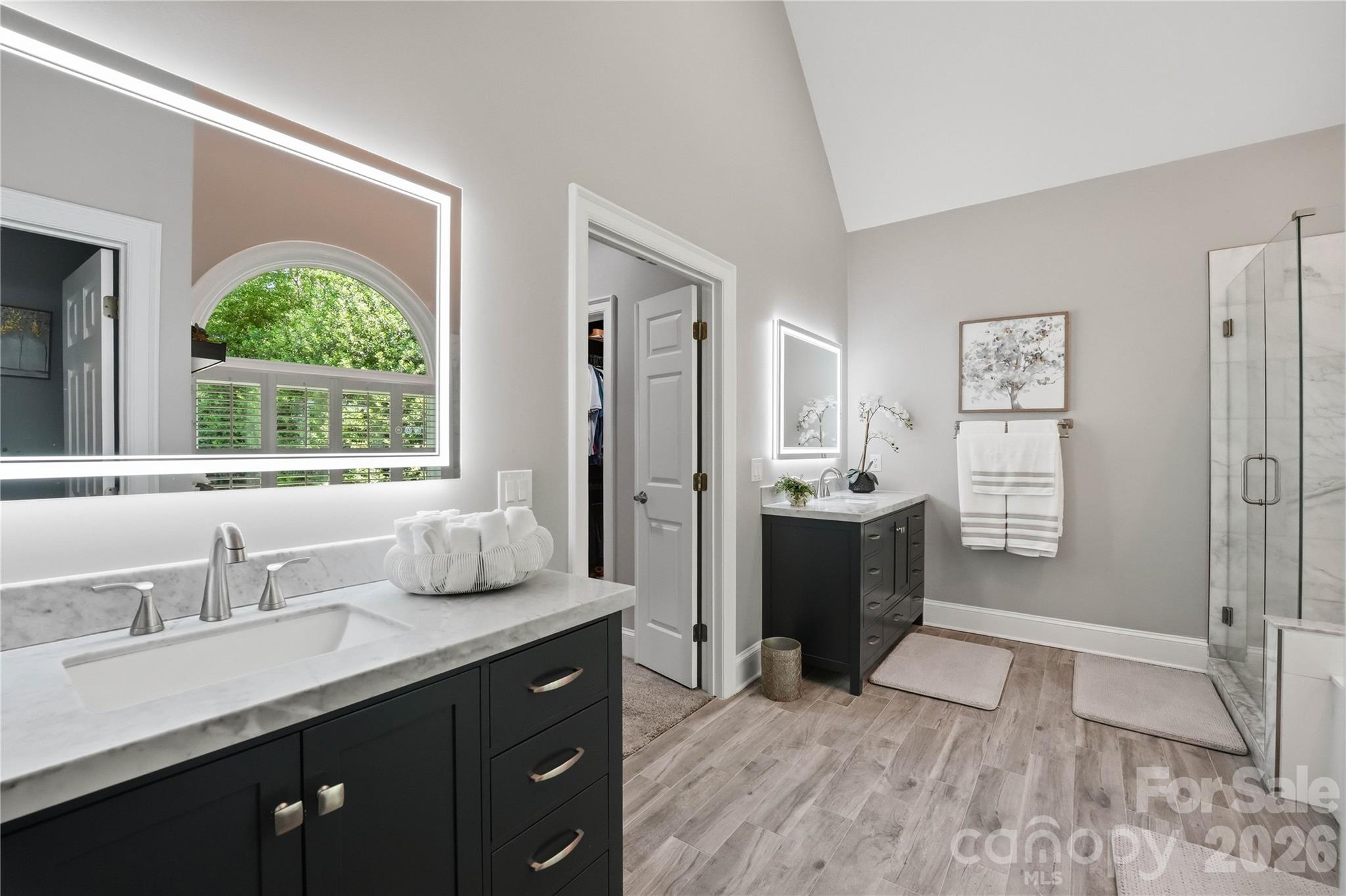18928 Peninsula Point Drive Property Photo 28