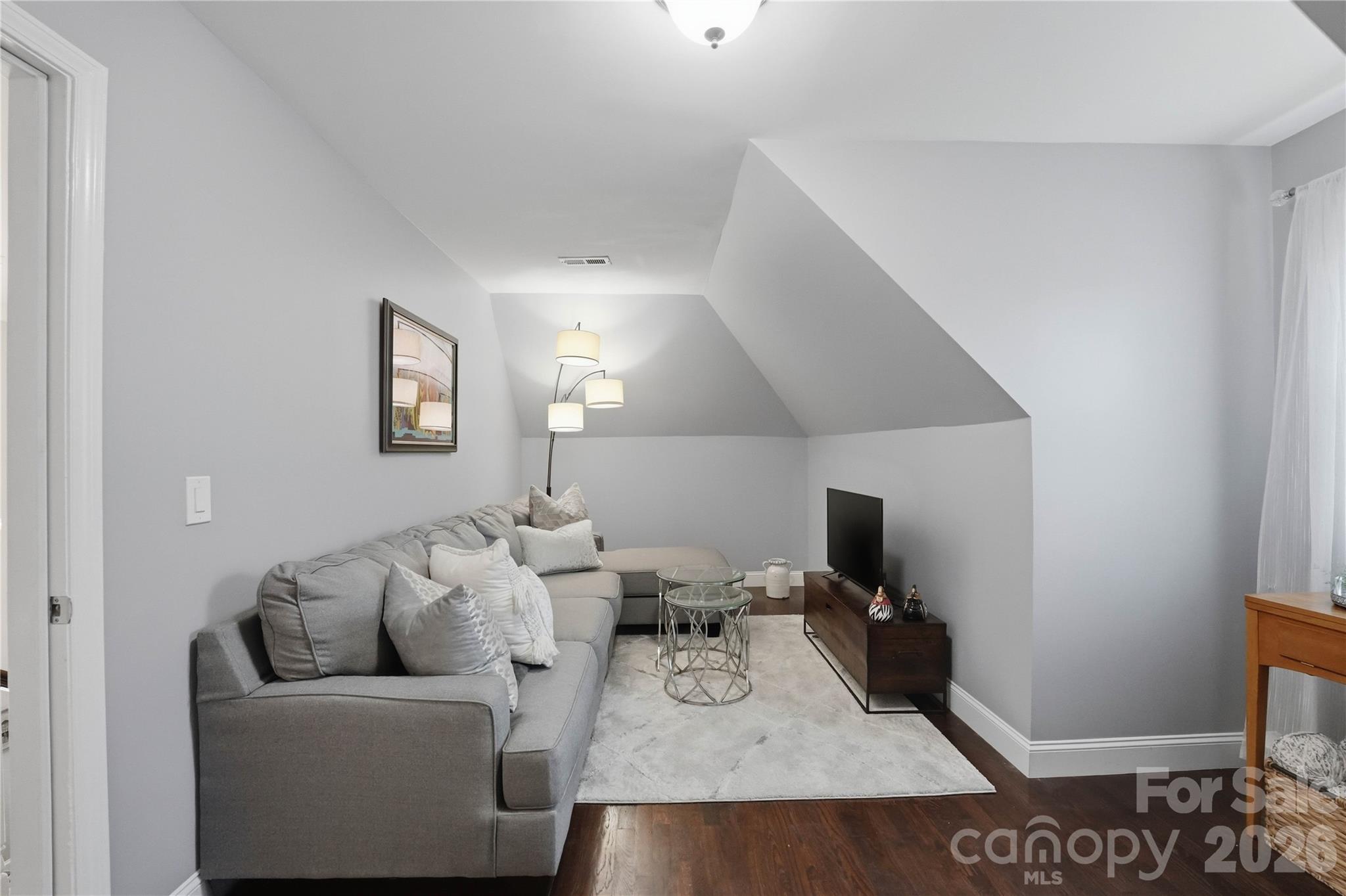 18928 Peninsula Point Drive Property Photo 34