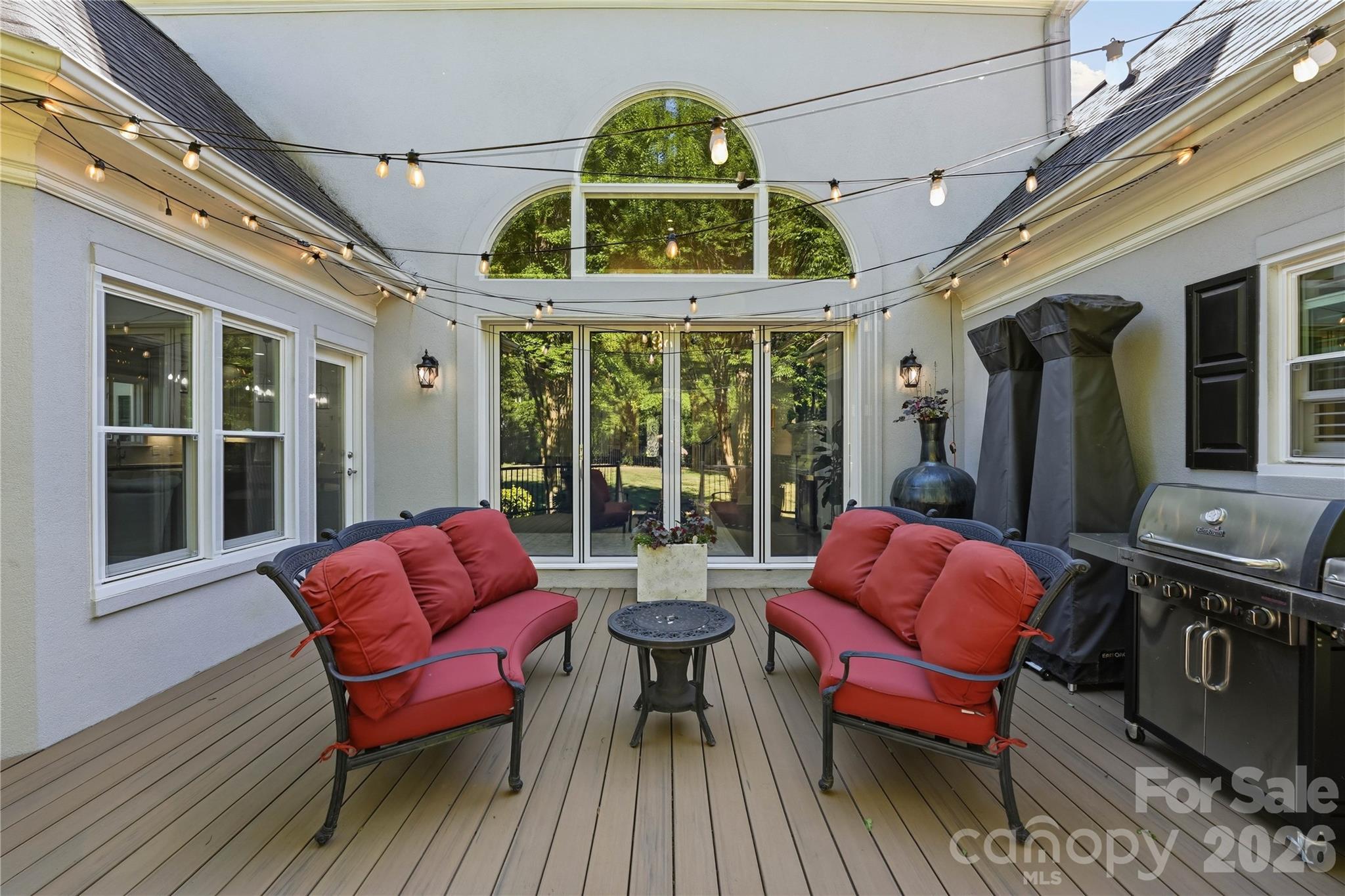 18928 Peninsula Point Drive Property Photo 44