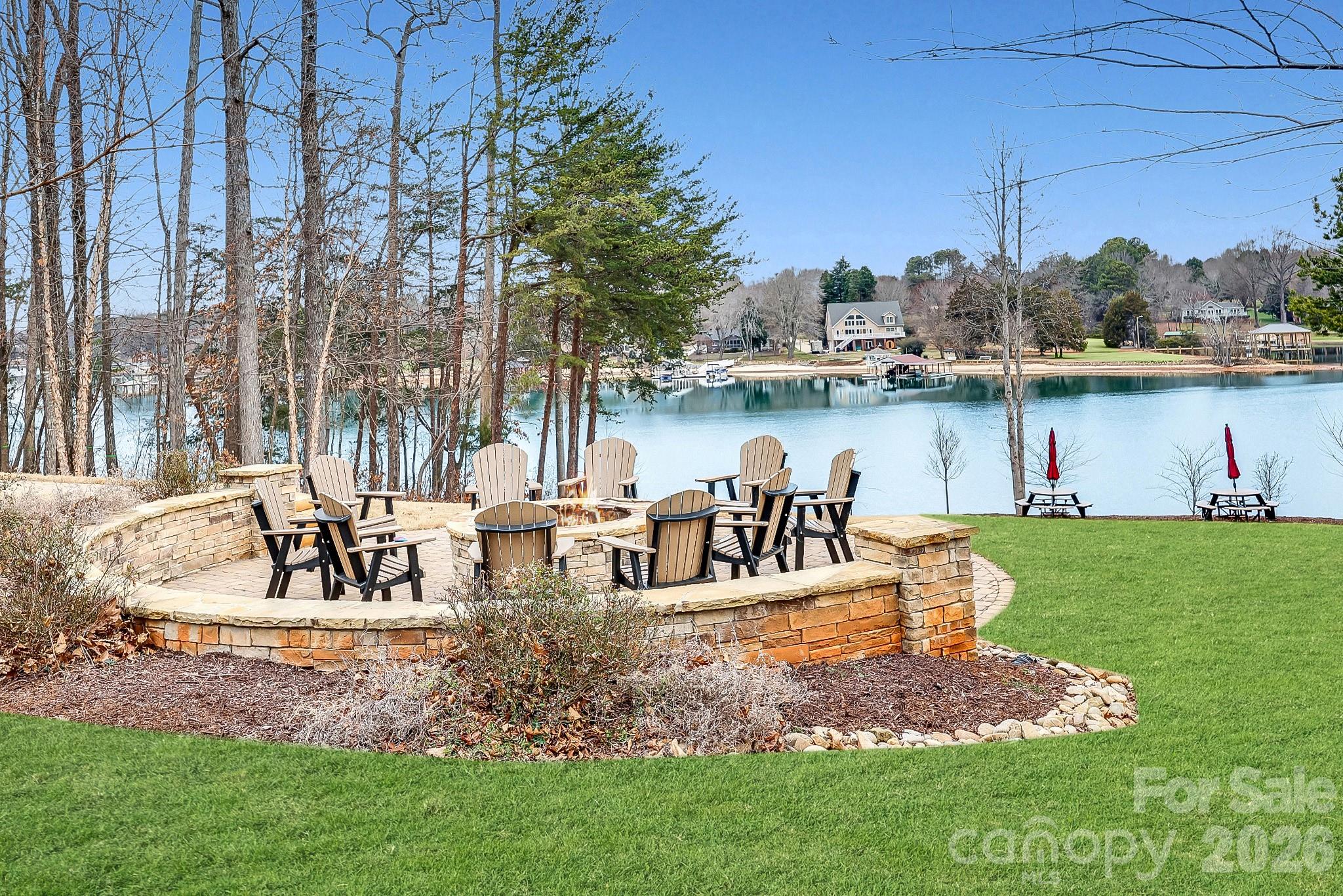 107 Nablus Trail B Property Photo 8