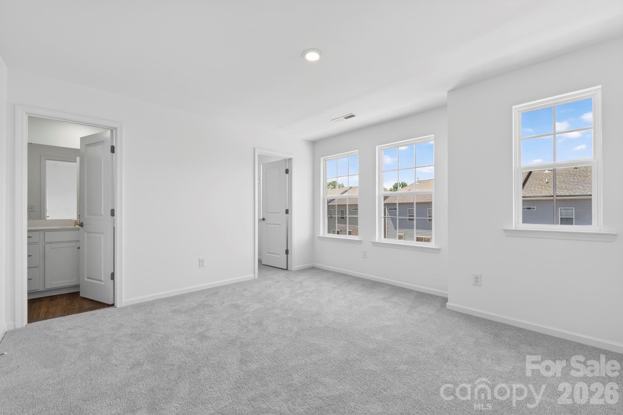 107 Nablus Trail B Property Photo 23