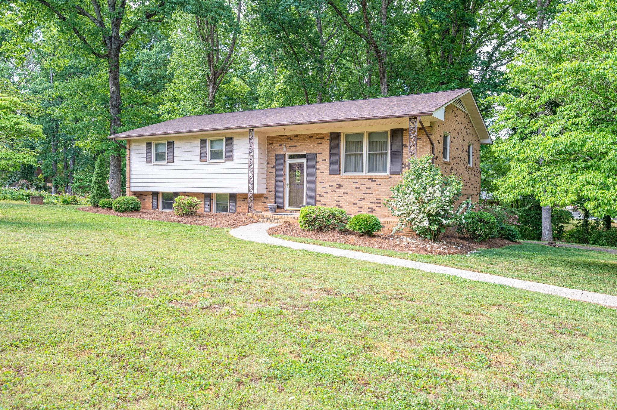 234 Suncrest Road