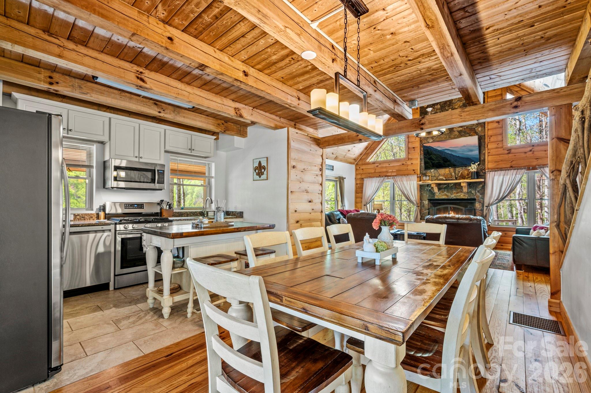 100 Split Rail Drive Property Photo 11
