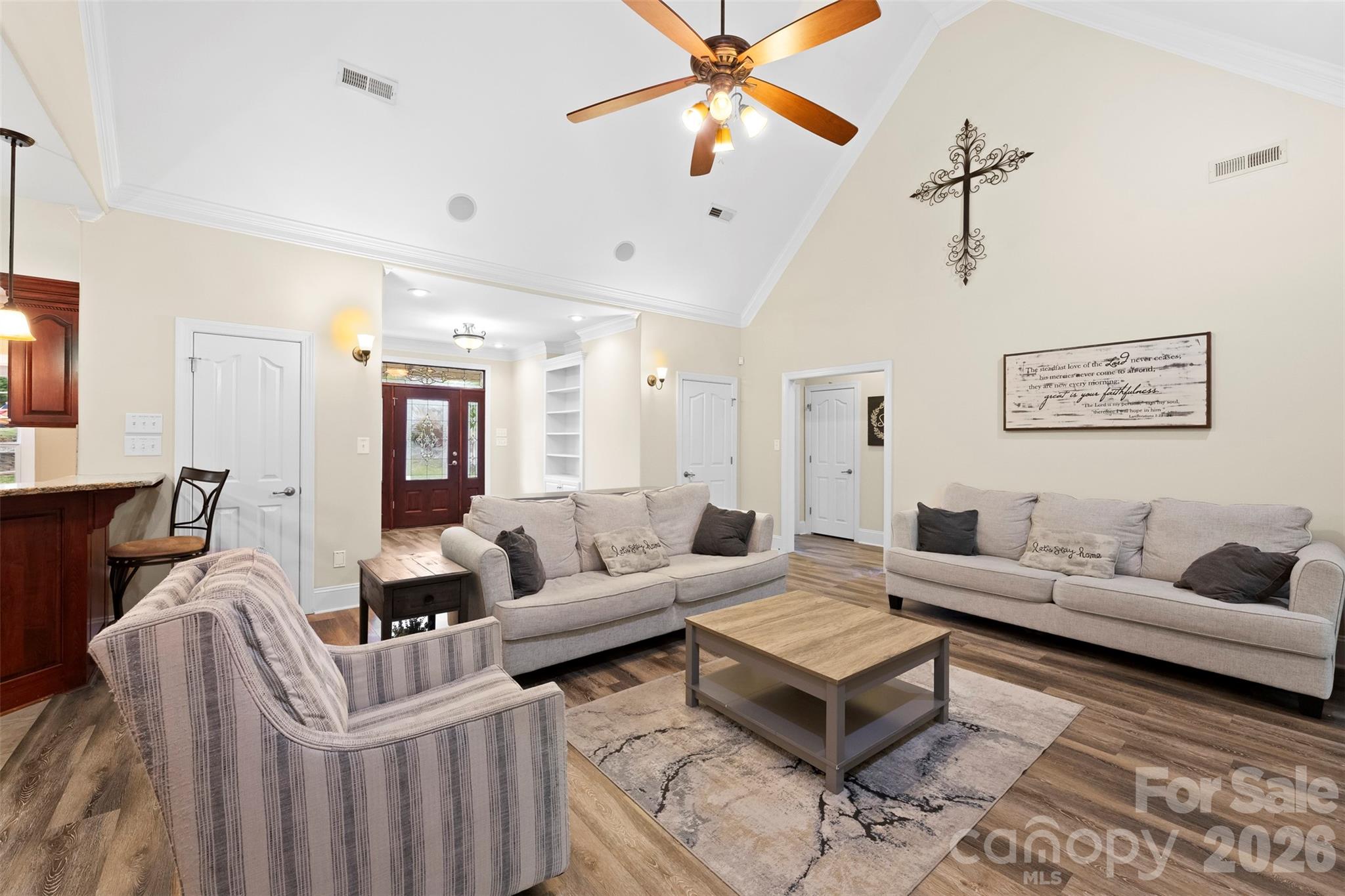 5424 Old Town Lane Property Photo 4
