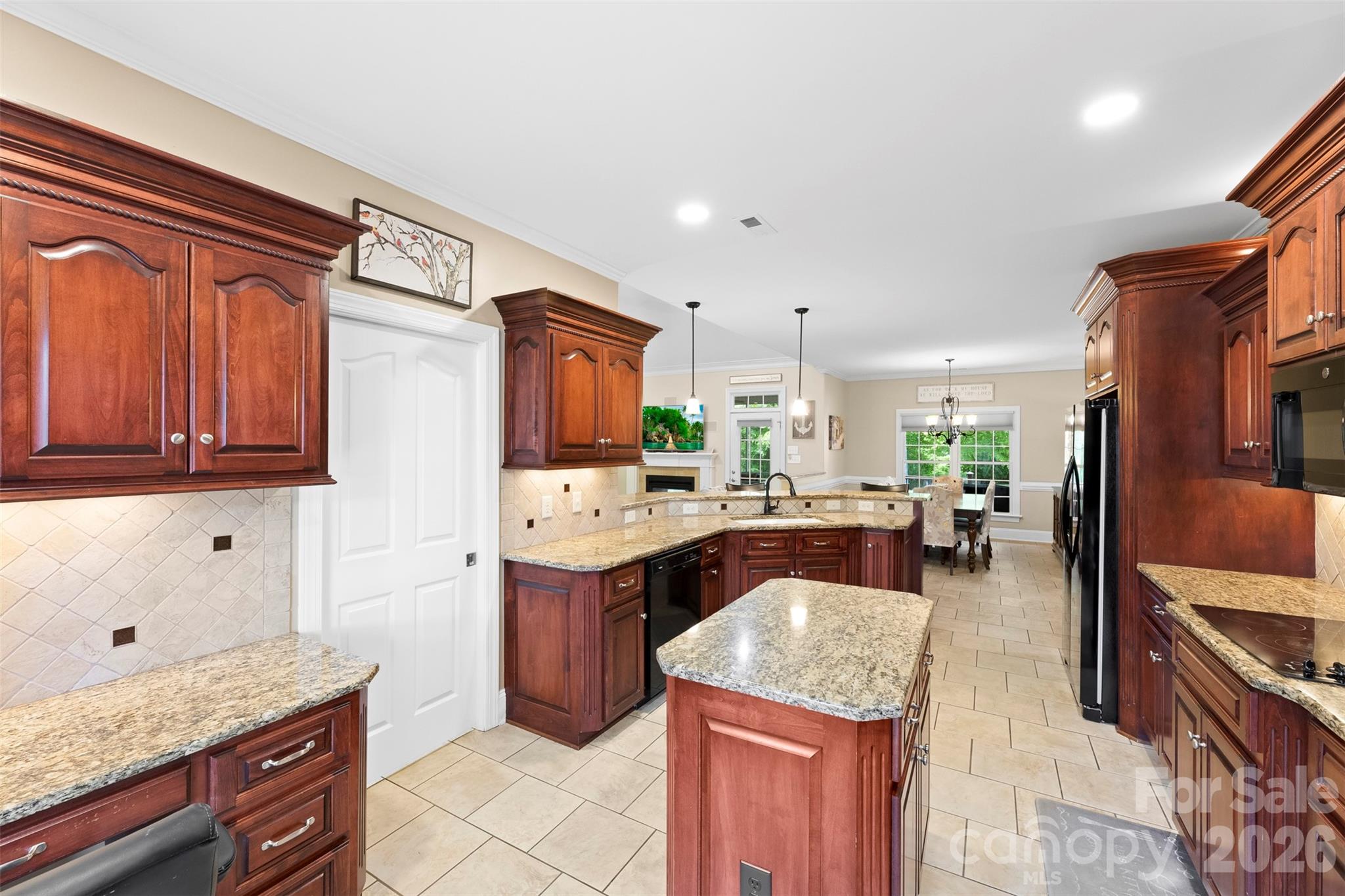 5424 Old Town Lane Property Photo 8