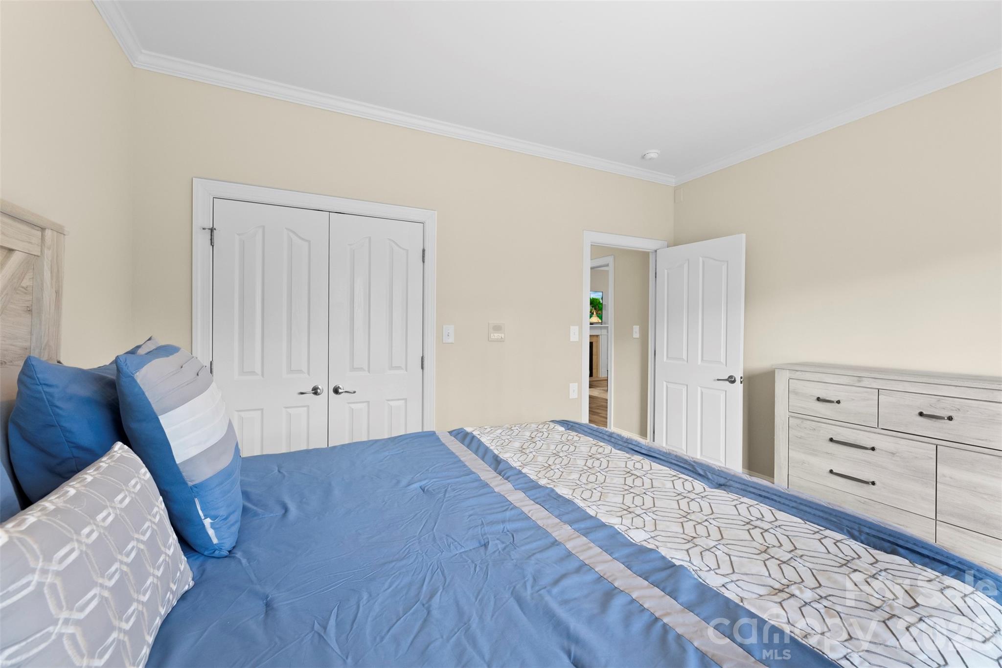 5424 Old Town Lane Property Photo 18