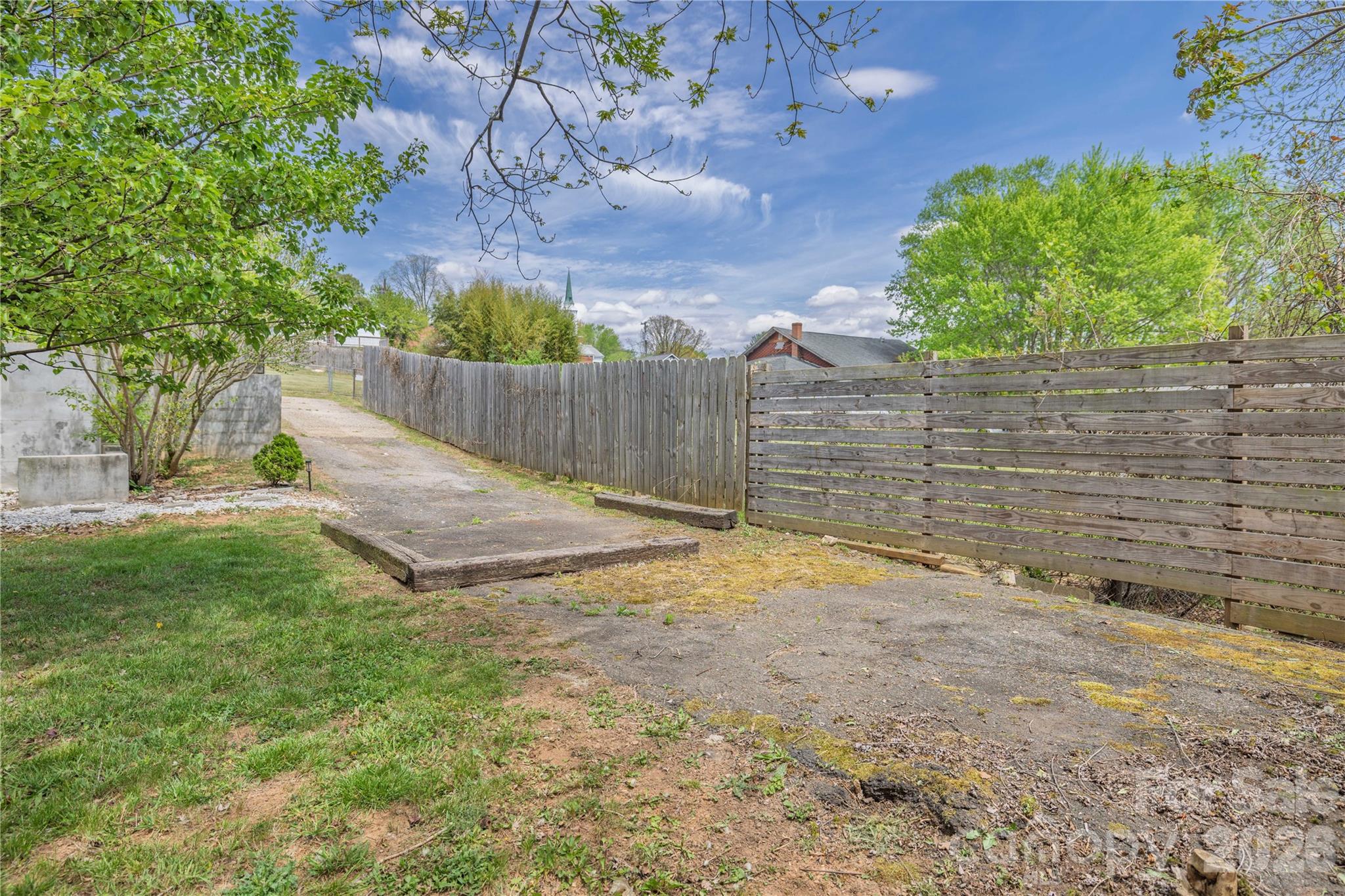 18 Hopedale Circle Property Photo 32