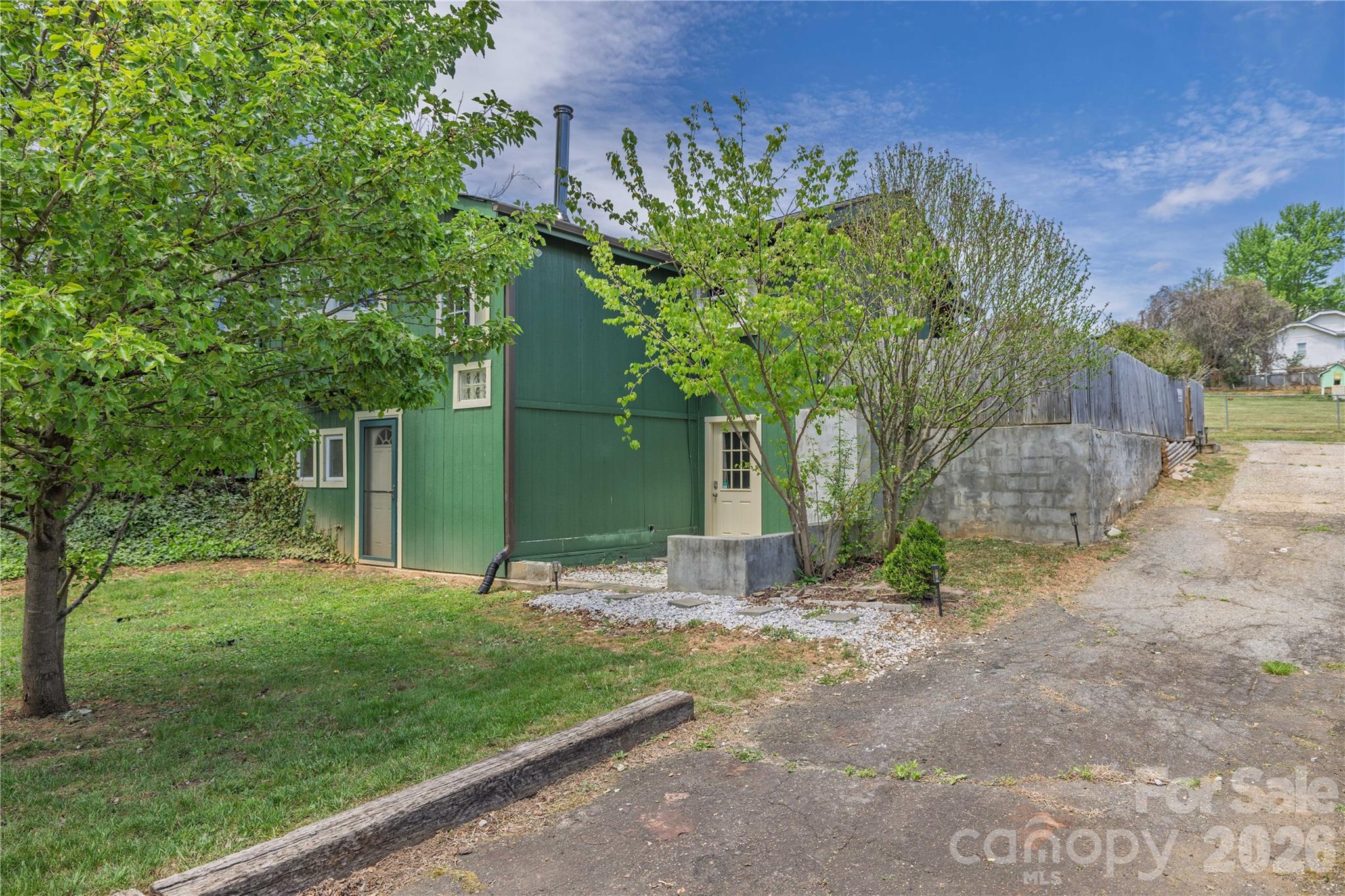 18 Hopedale Circle Property Photo 33