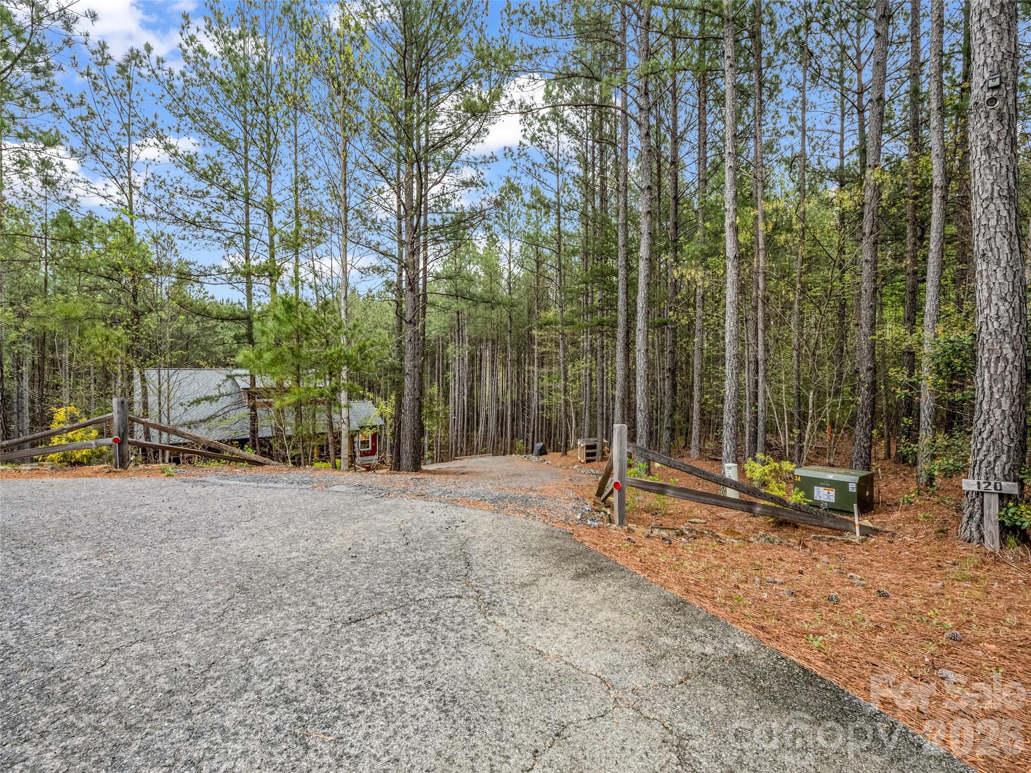 120 Ashley Court Property Photo 36