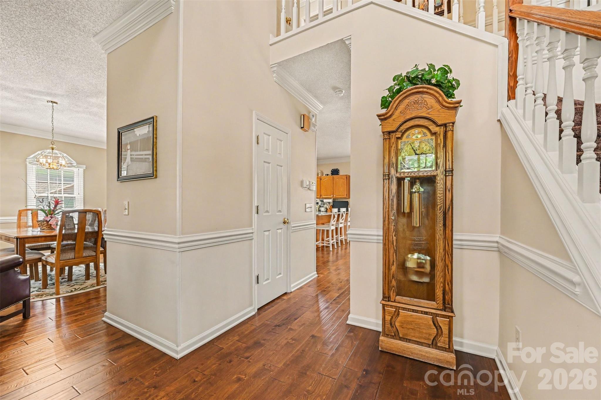 4051 Pinecrest Drive Property Photo 6