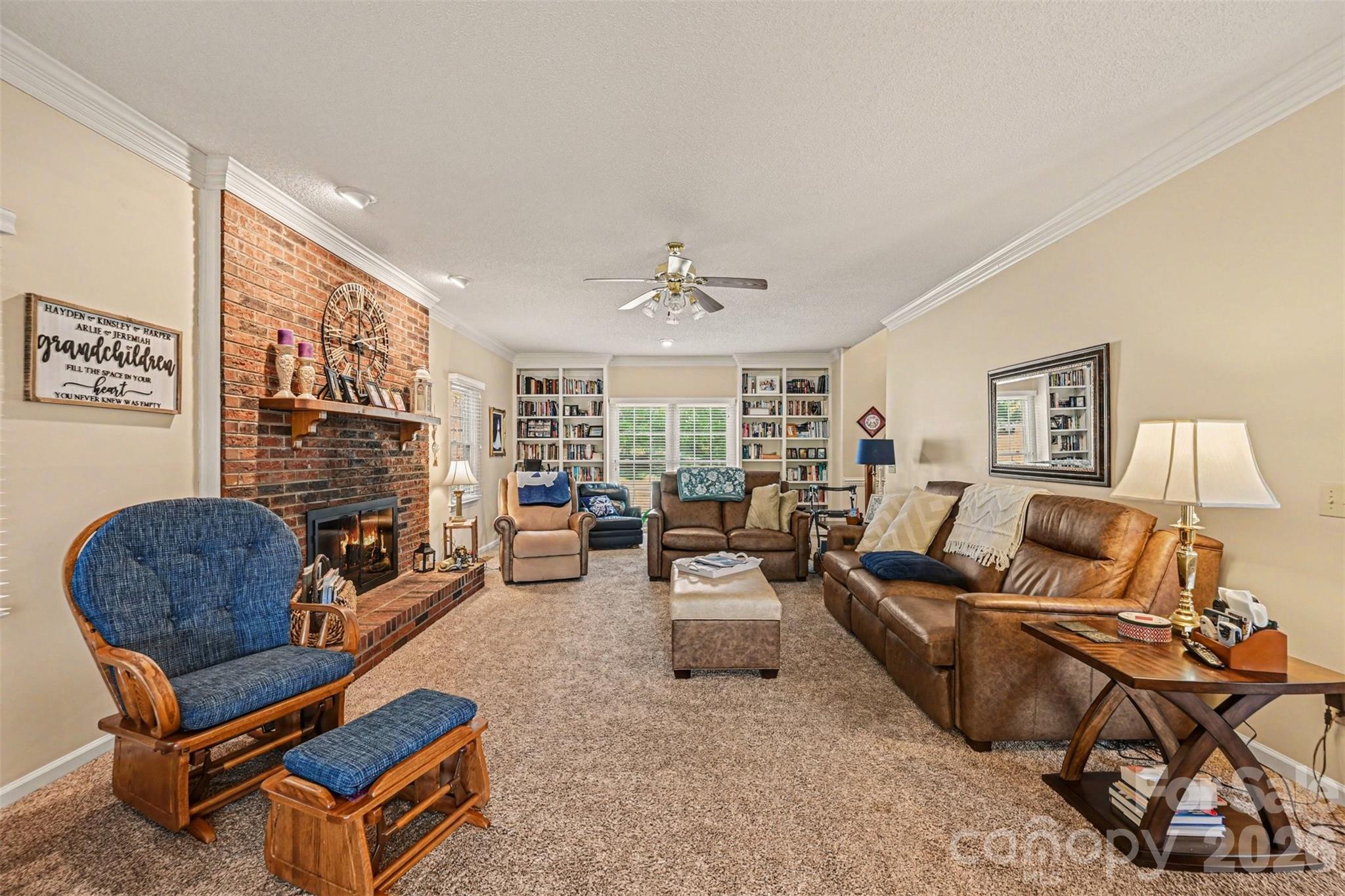 4051 Pinecrest Drive Property Photo 7
