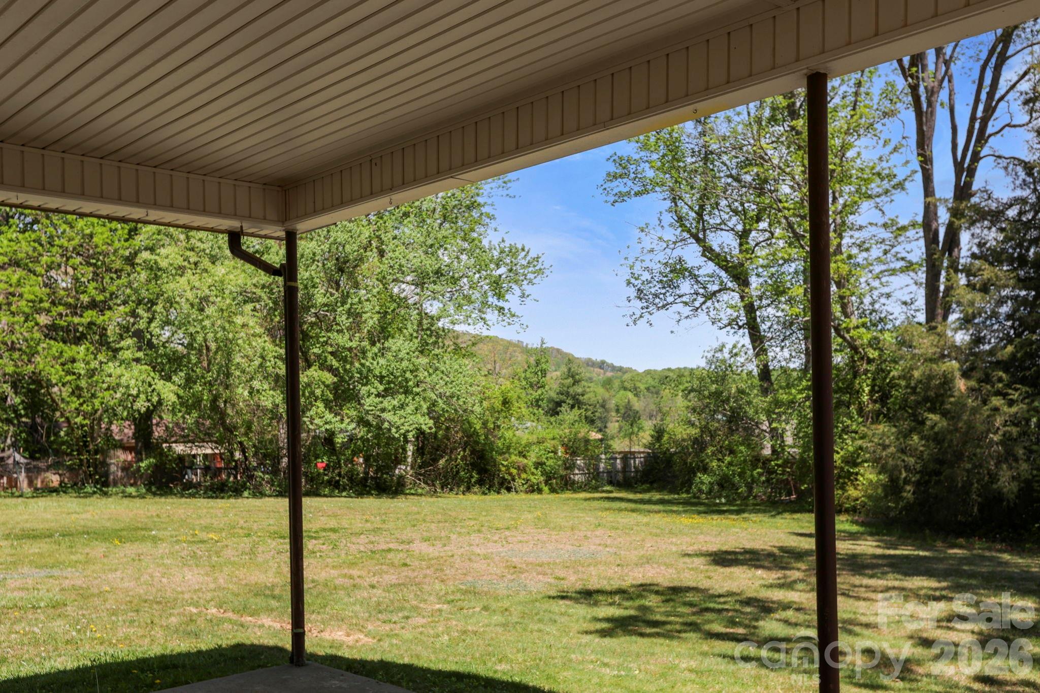 41 Hartshorn Drive Property Photo 8