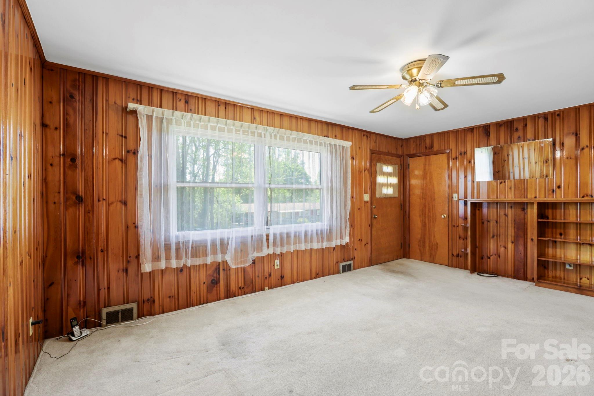 41 Hartshorn Drive Property Photo 10