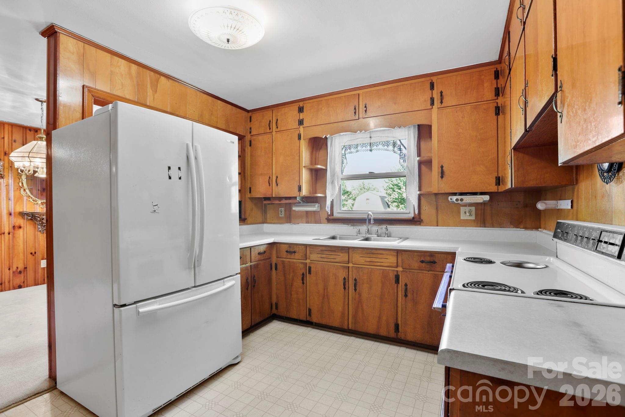 41 Hartshorn Drive Property Photo 13