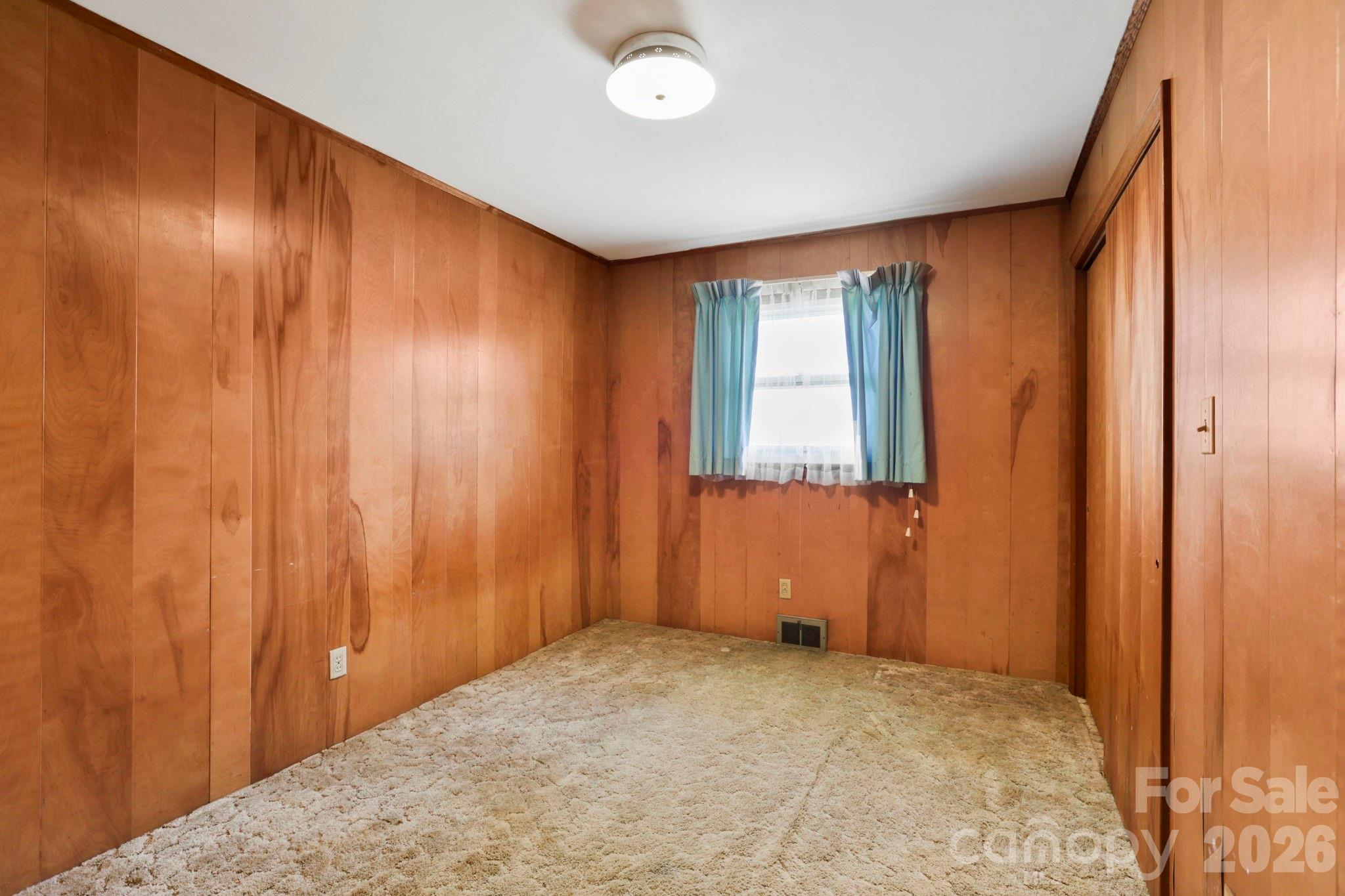 41 Hartshorn Drive Property Photo 16