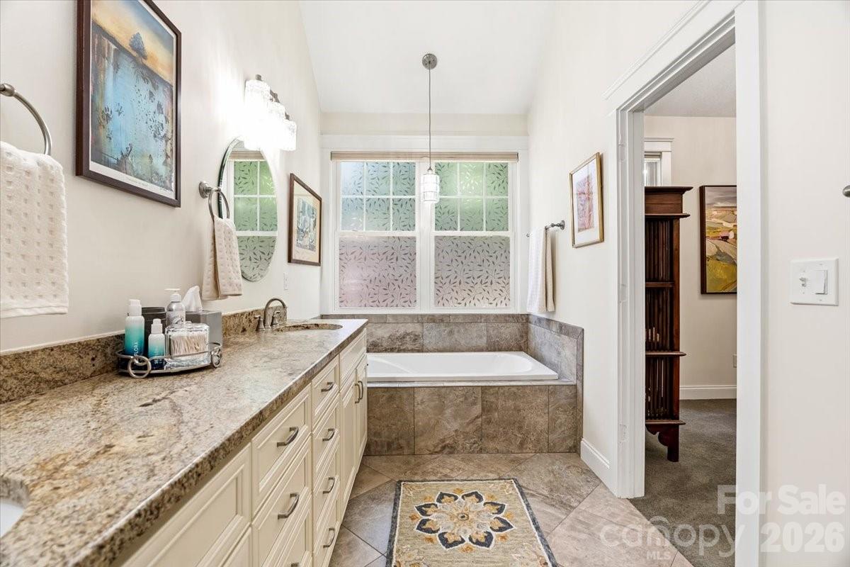 15 Quail Hollow Drive Property Photo 15