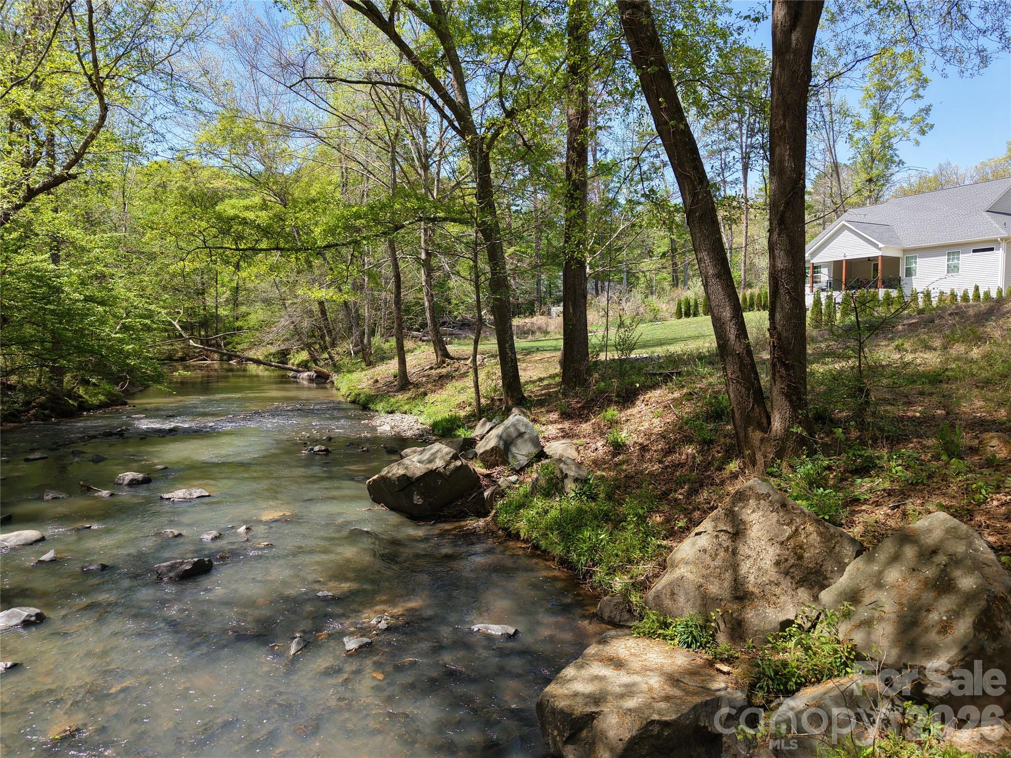 16 Creston Circle 16