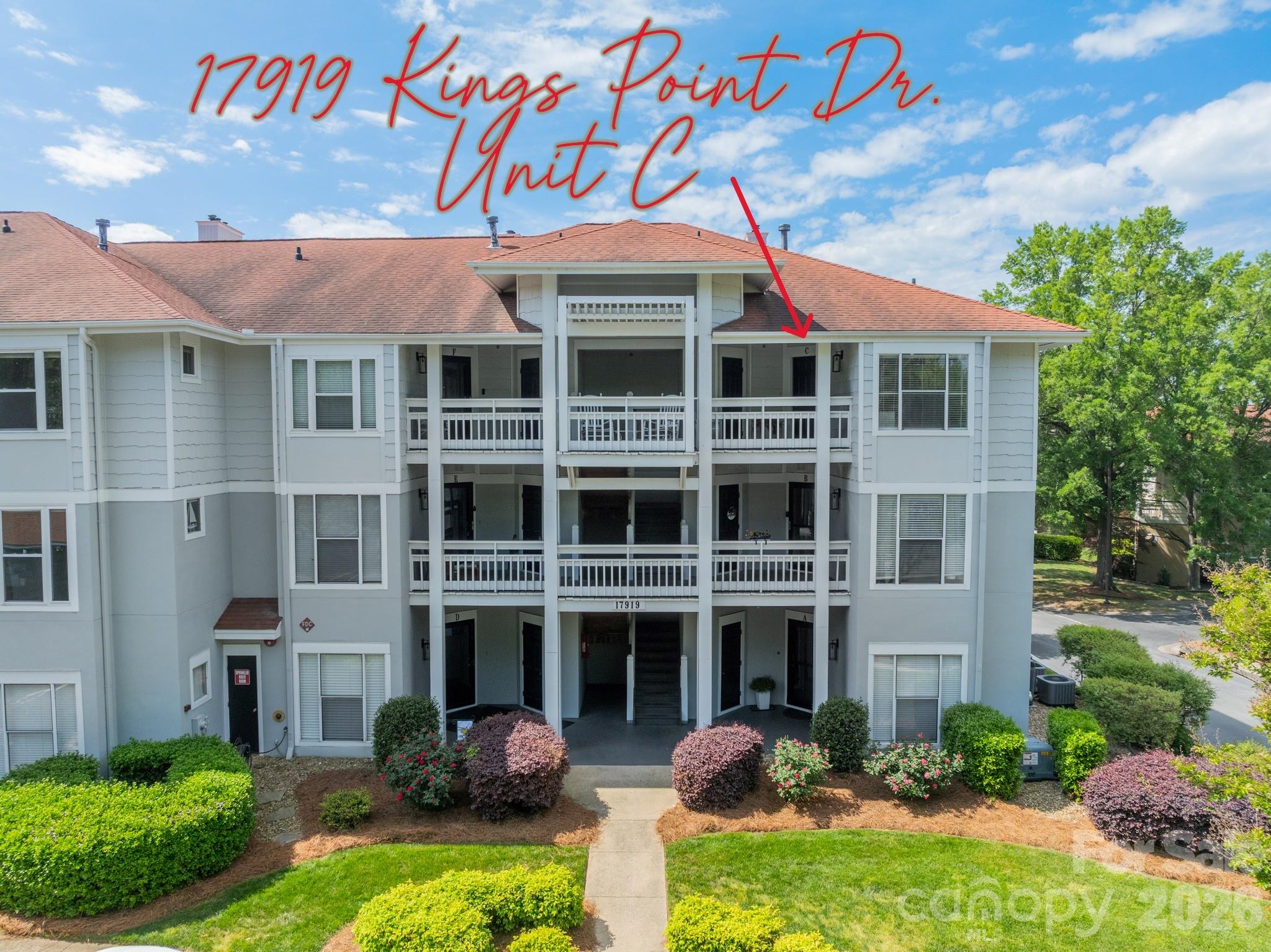 17919 Kings Point Drive C Property Photo 9