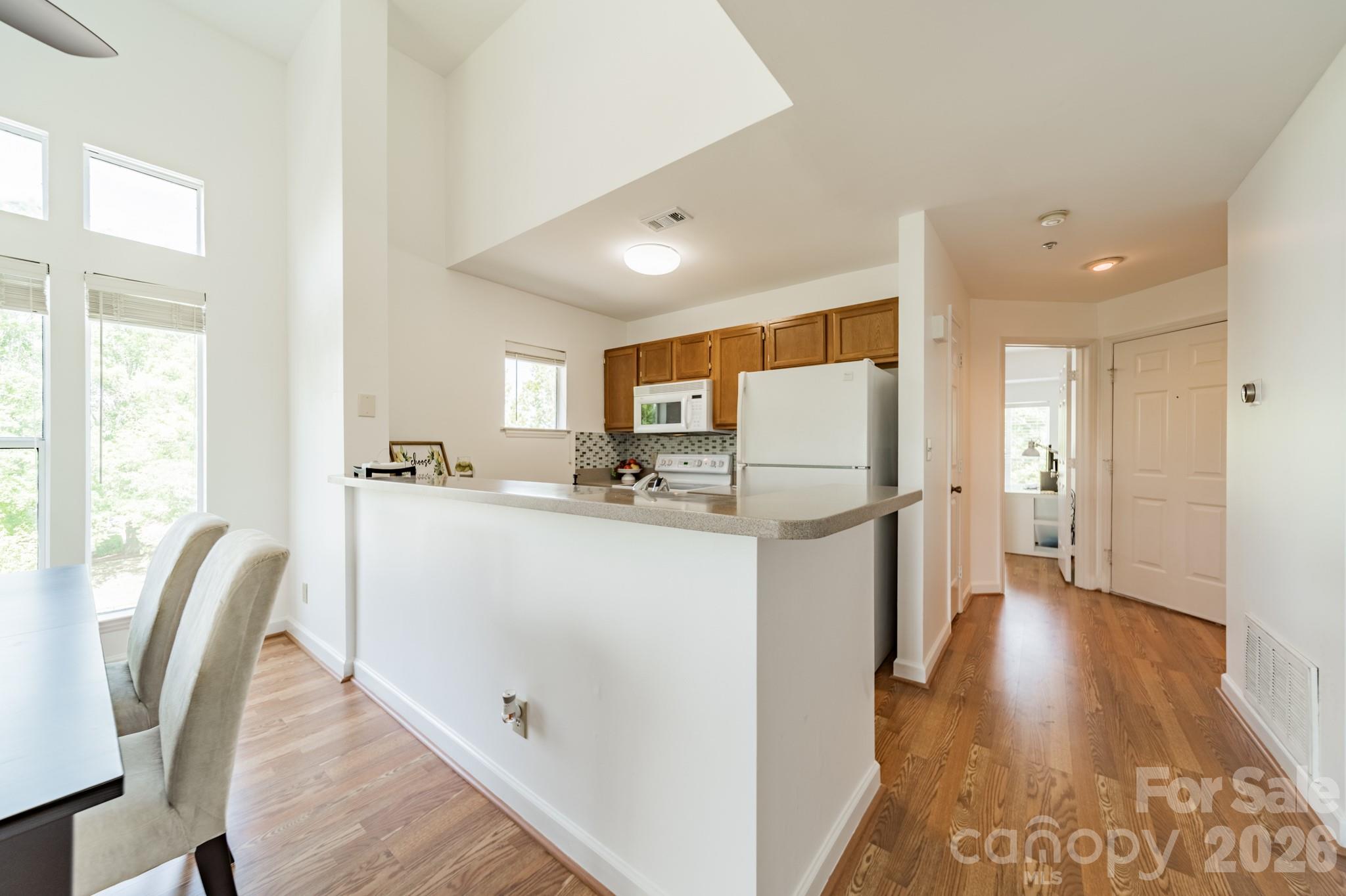 17919 Kings Point Drive C Property Photo 19