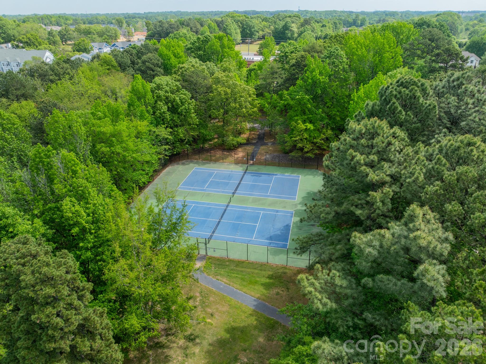 17919 Kings Point Drive C Property Photo 39
