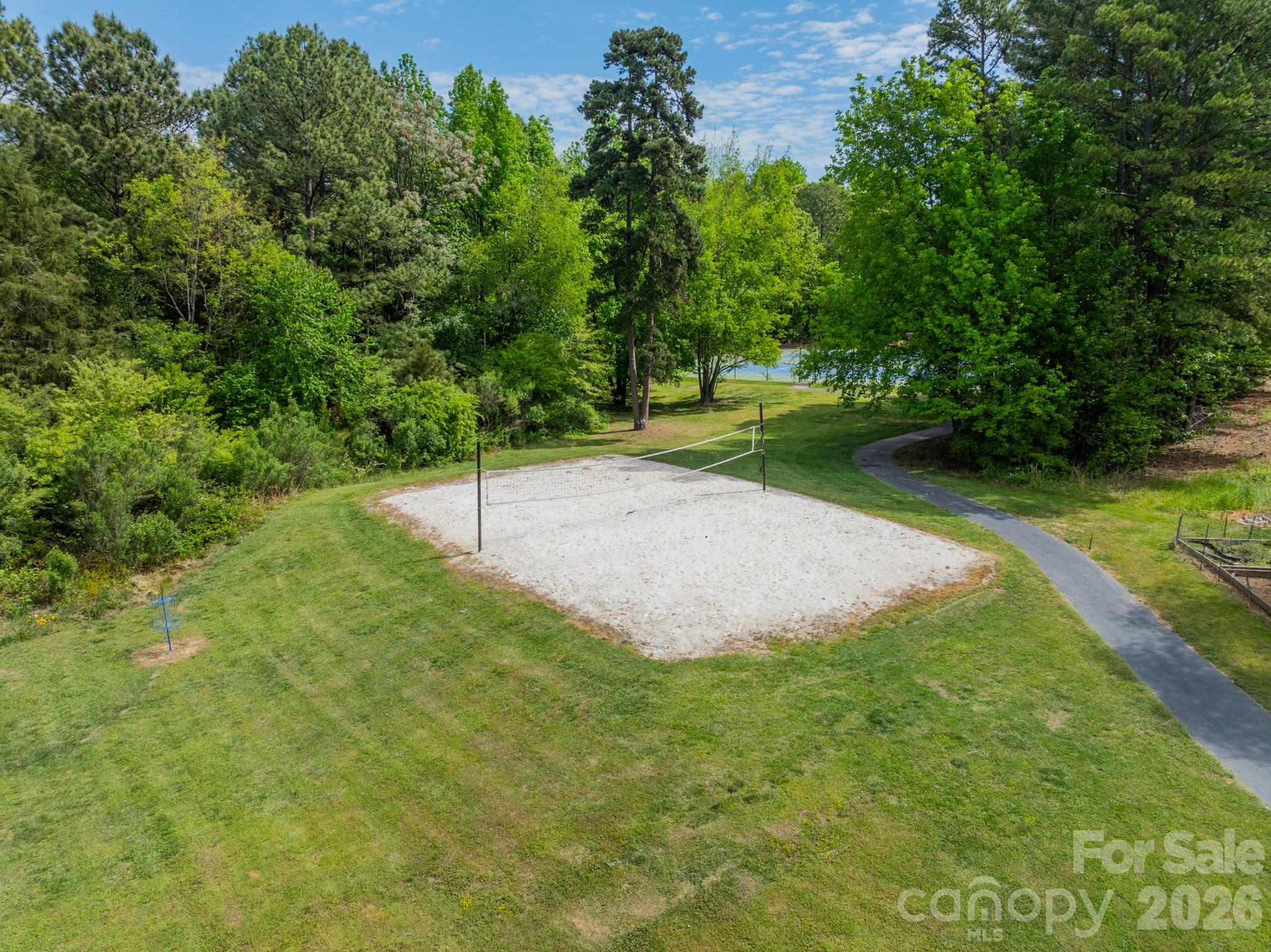 17919 Kings Point Drive C Property Photo 40