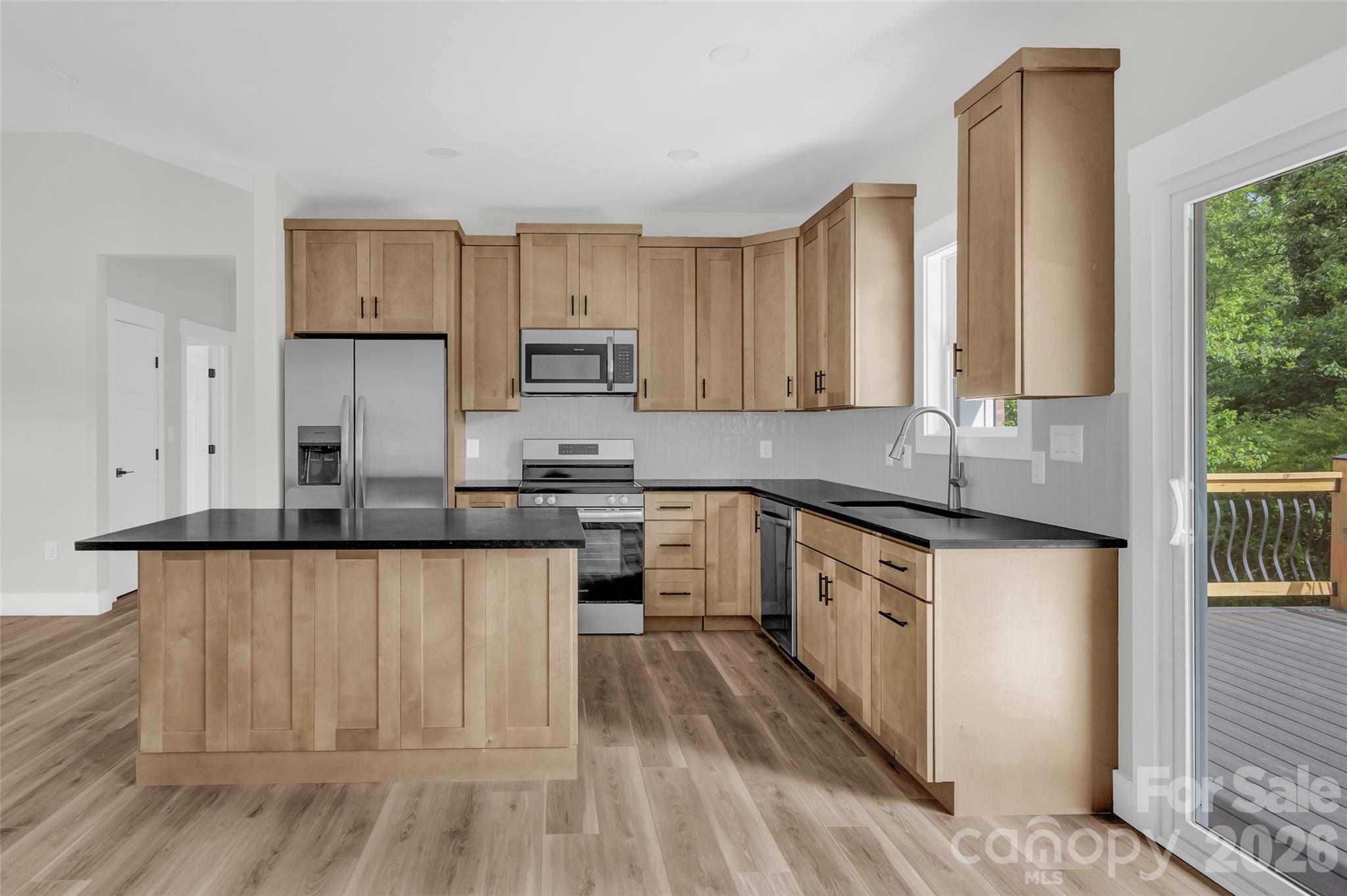 906 4th Street Property Photo 16