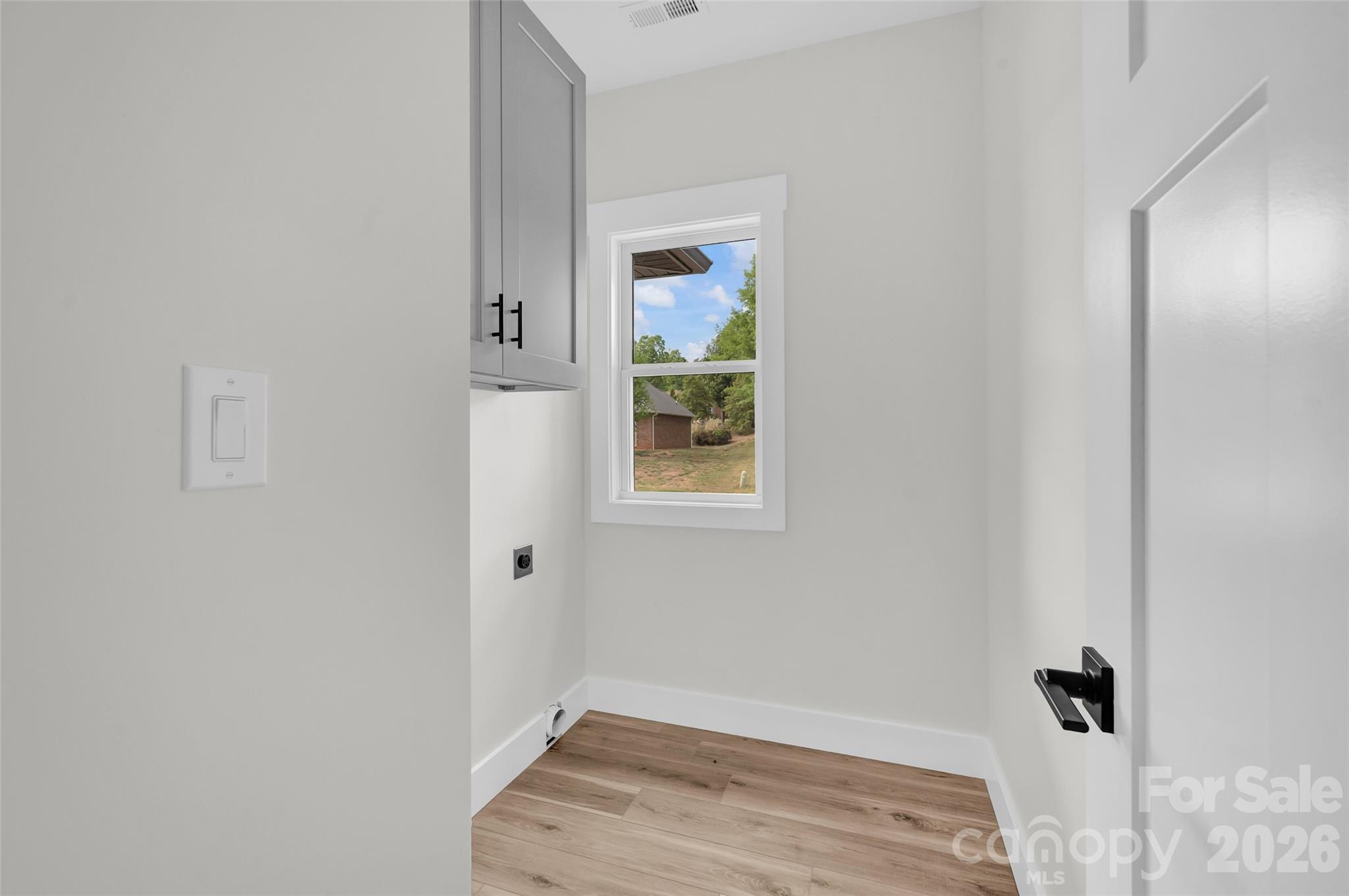 906 4th Street Property Photo 24