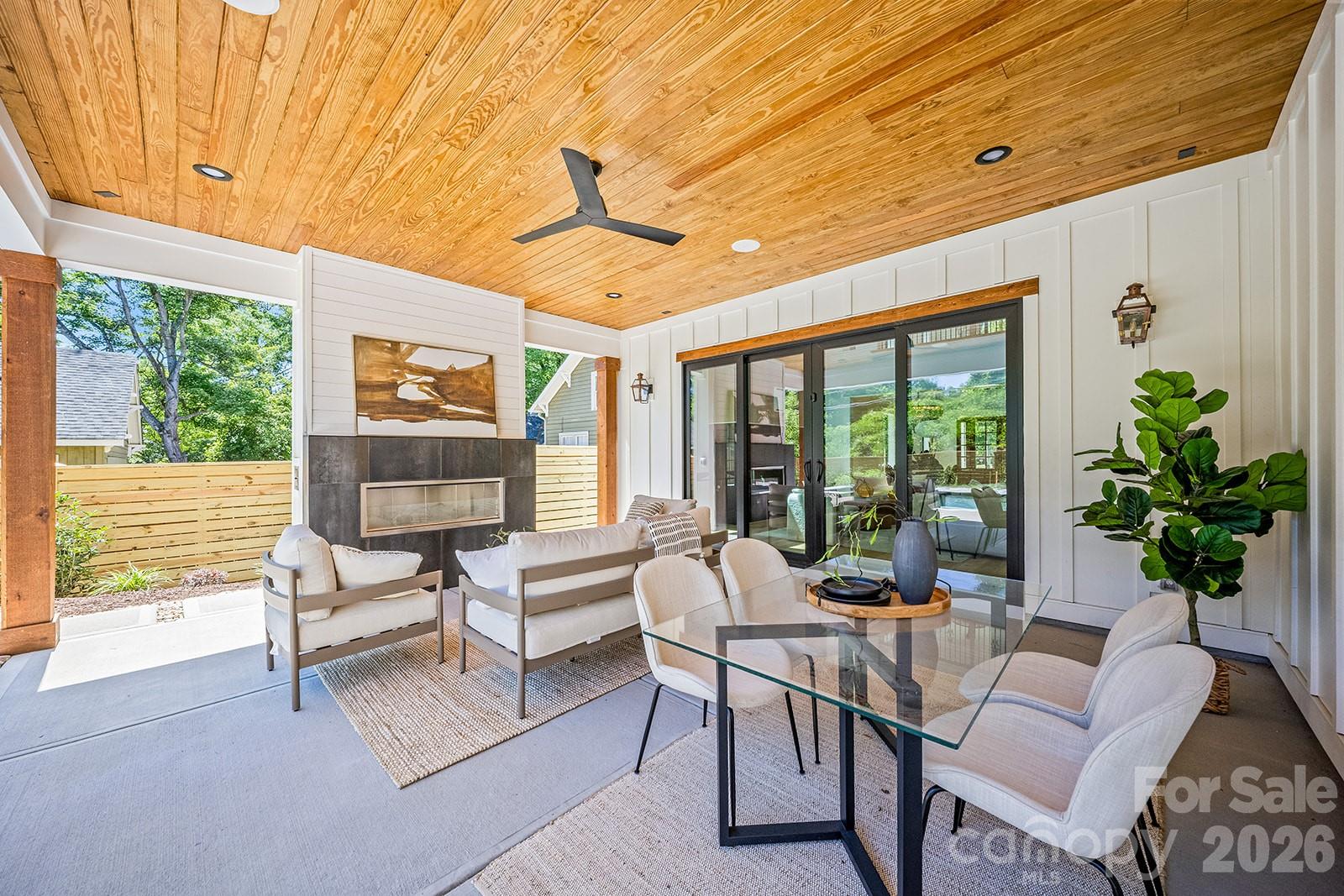 2541 Shenandoah Avenue Property Photo 3