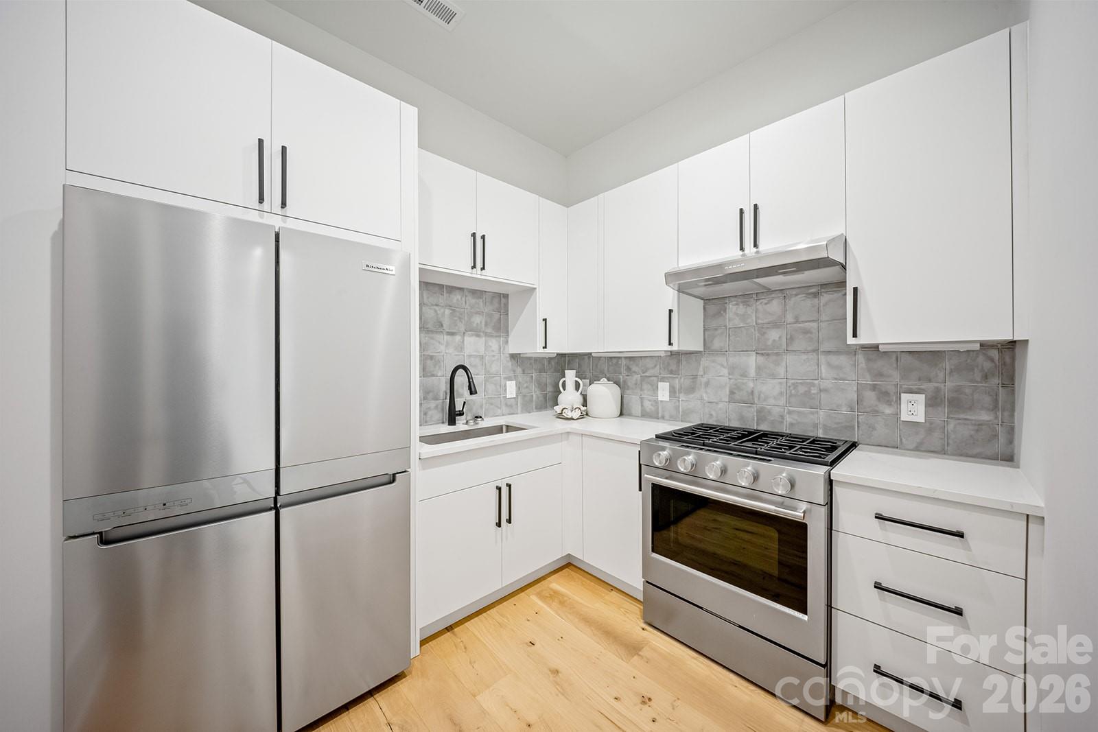 2541 Shenandoah Avenue Property Photo 14