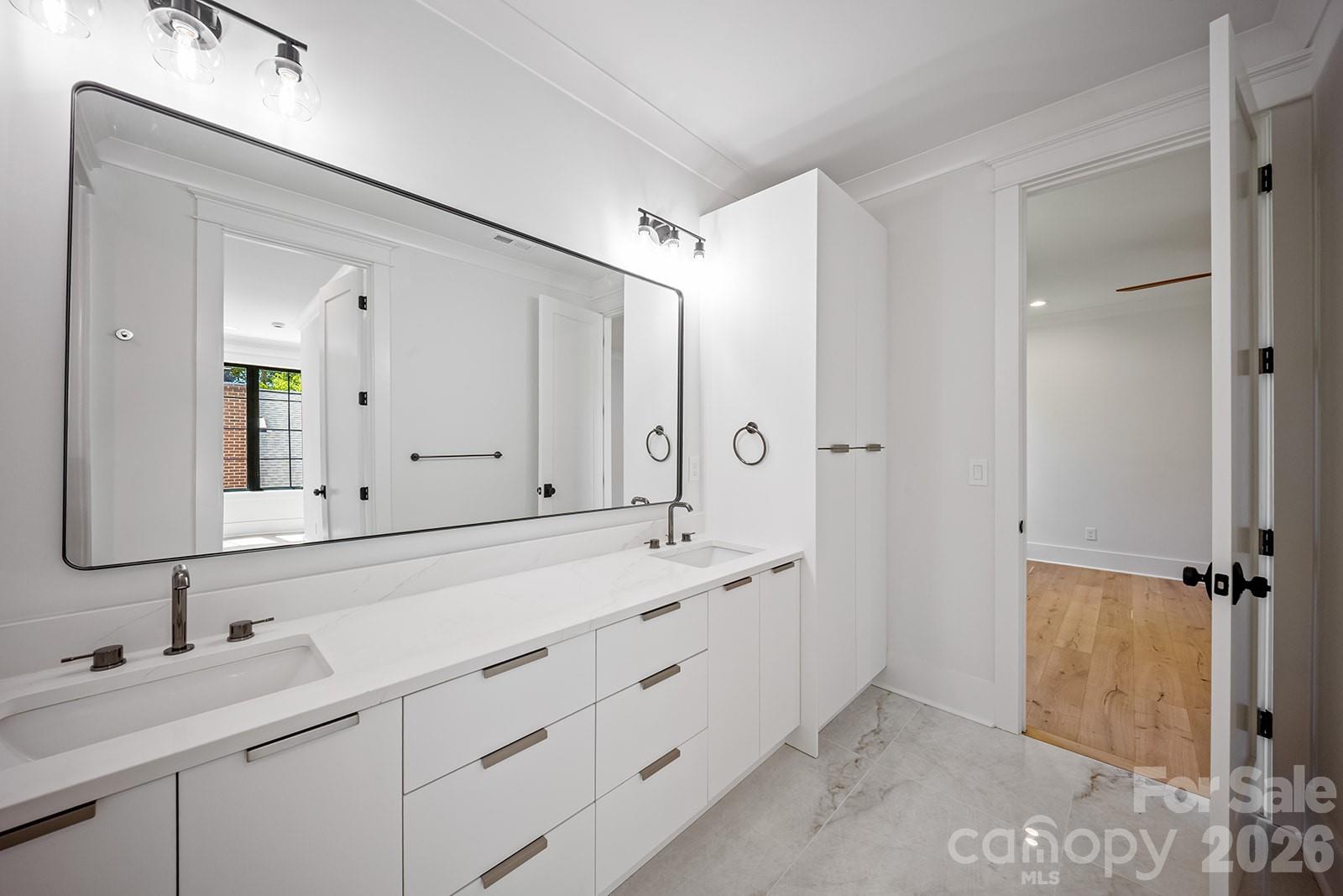 2541 Shenandoah Avenue Property Photo 37
