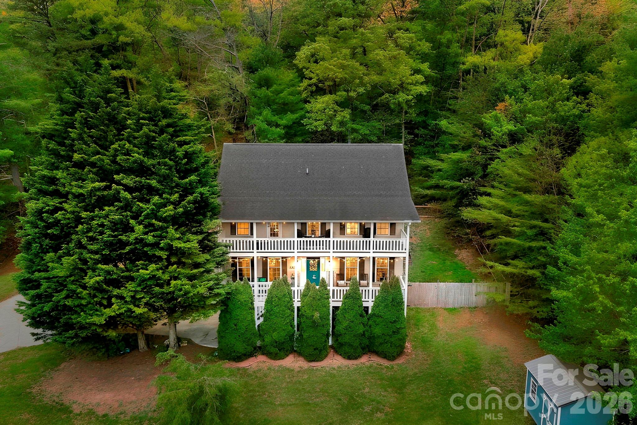 10 Country Road Property Photo 1