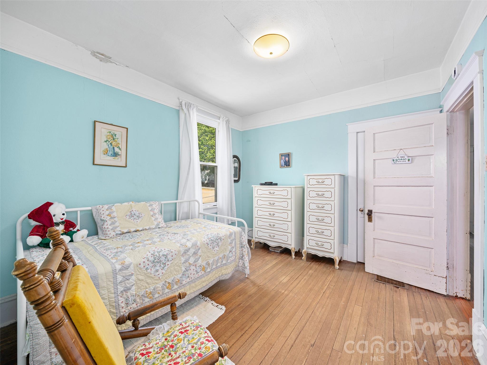45 Summit Street Property Photo 18