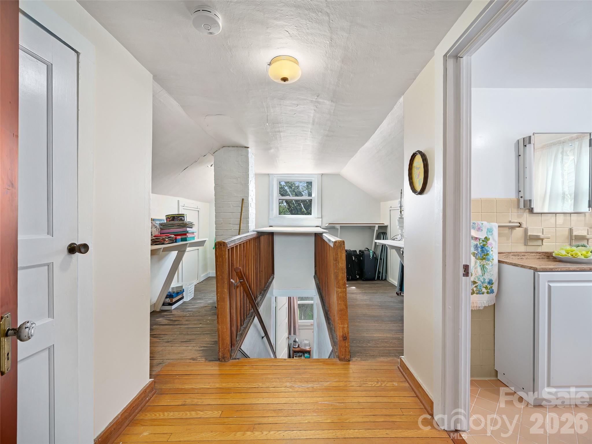 45 Summit Street Property Photo 21
