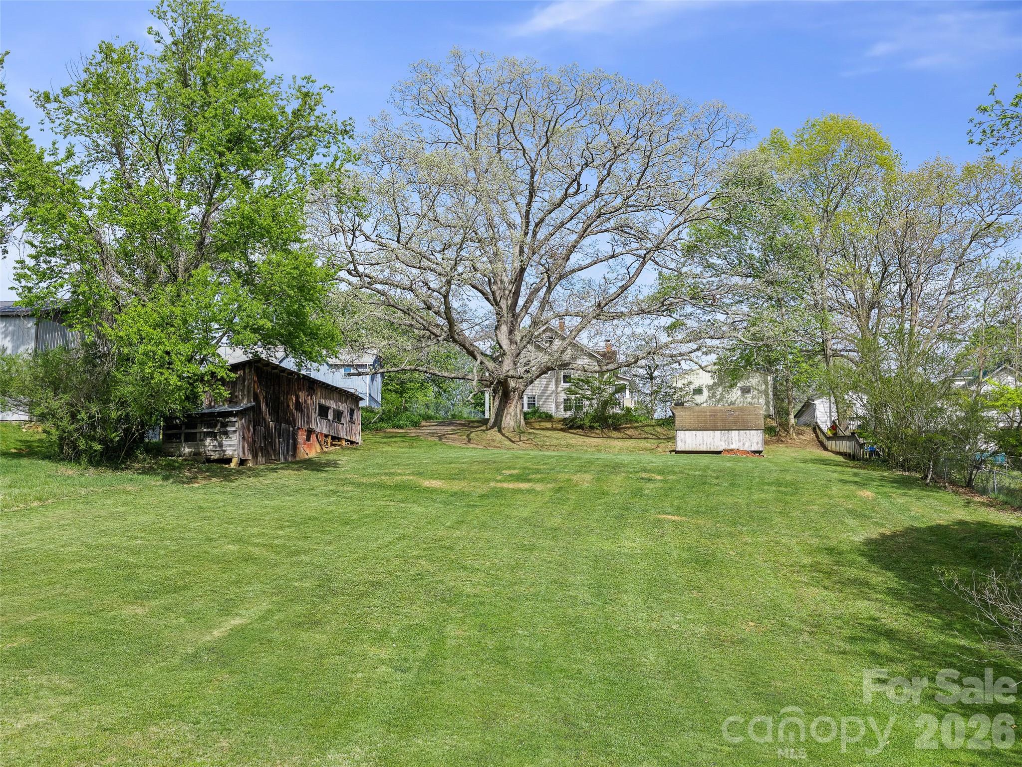 45 Summit Street Property Photo 31