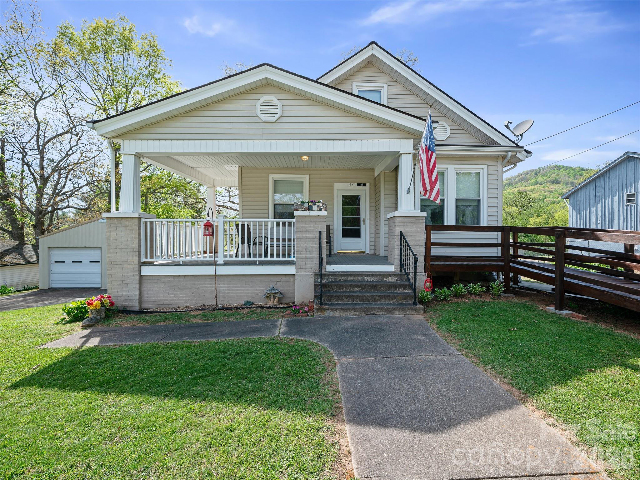 45 Summit Street Property Photo 34