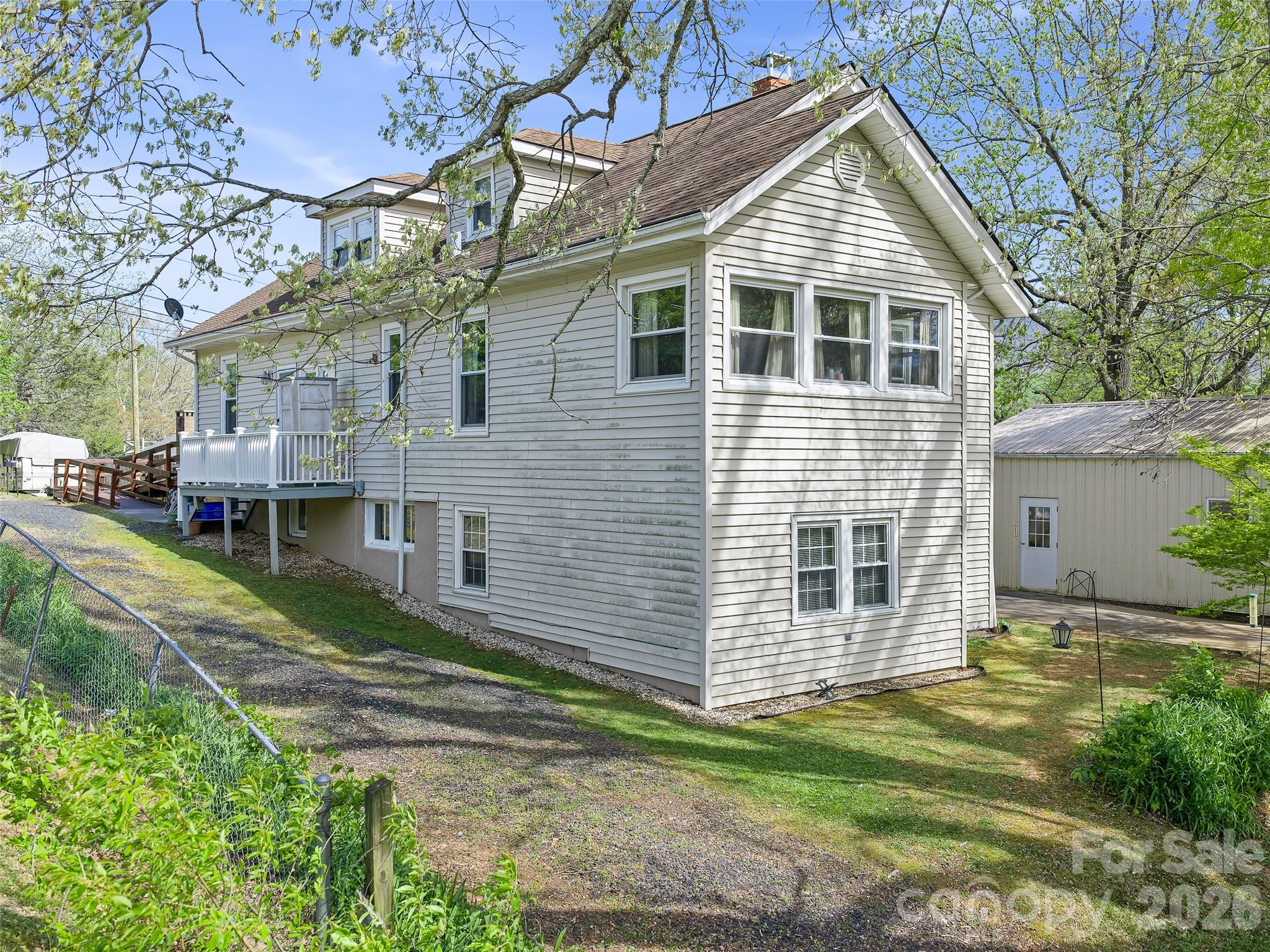 45 Summit Street Property Photo 36