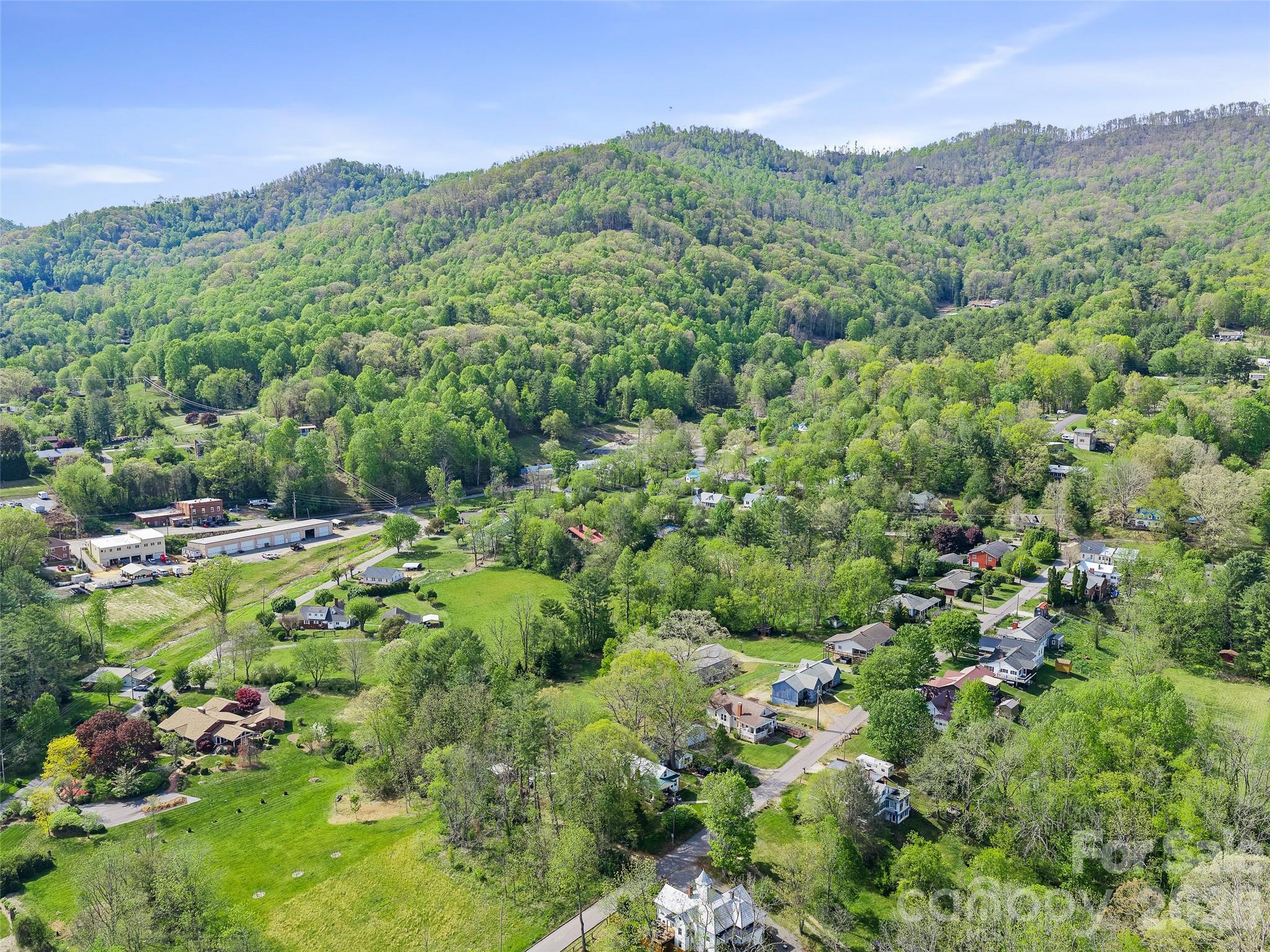 45 Summit Street Property Photo 39