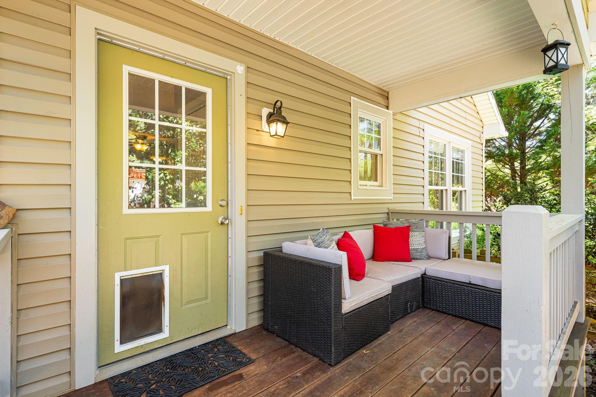 218 Appalachian Way Property Photo 5